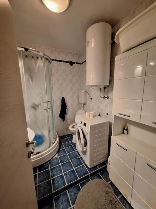 Jupiter apartment