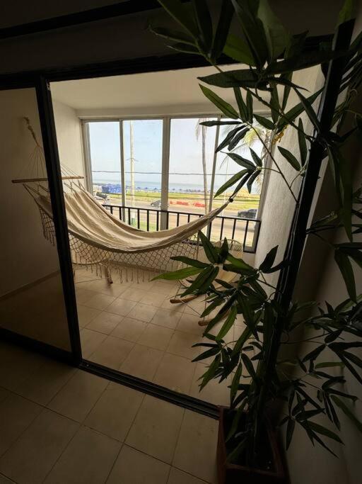 Apartamento frente a la playa