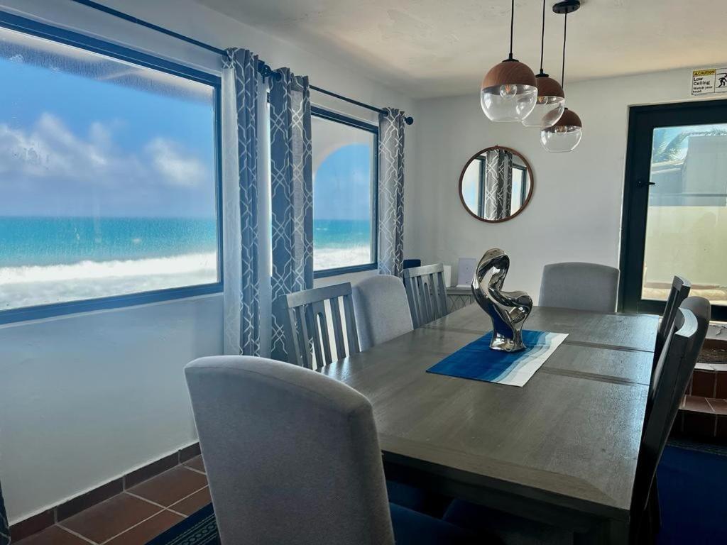 4 BR Kikita Beach Villa Oceanfront w Pool - Property Image 29