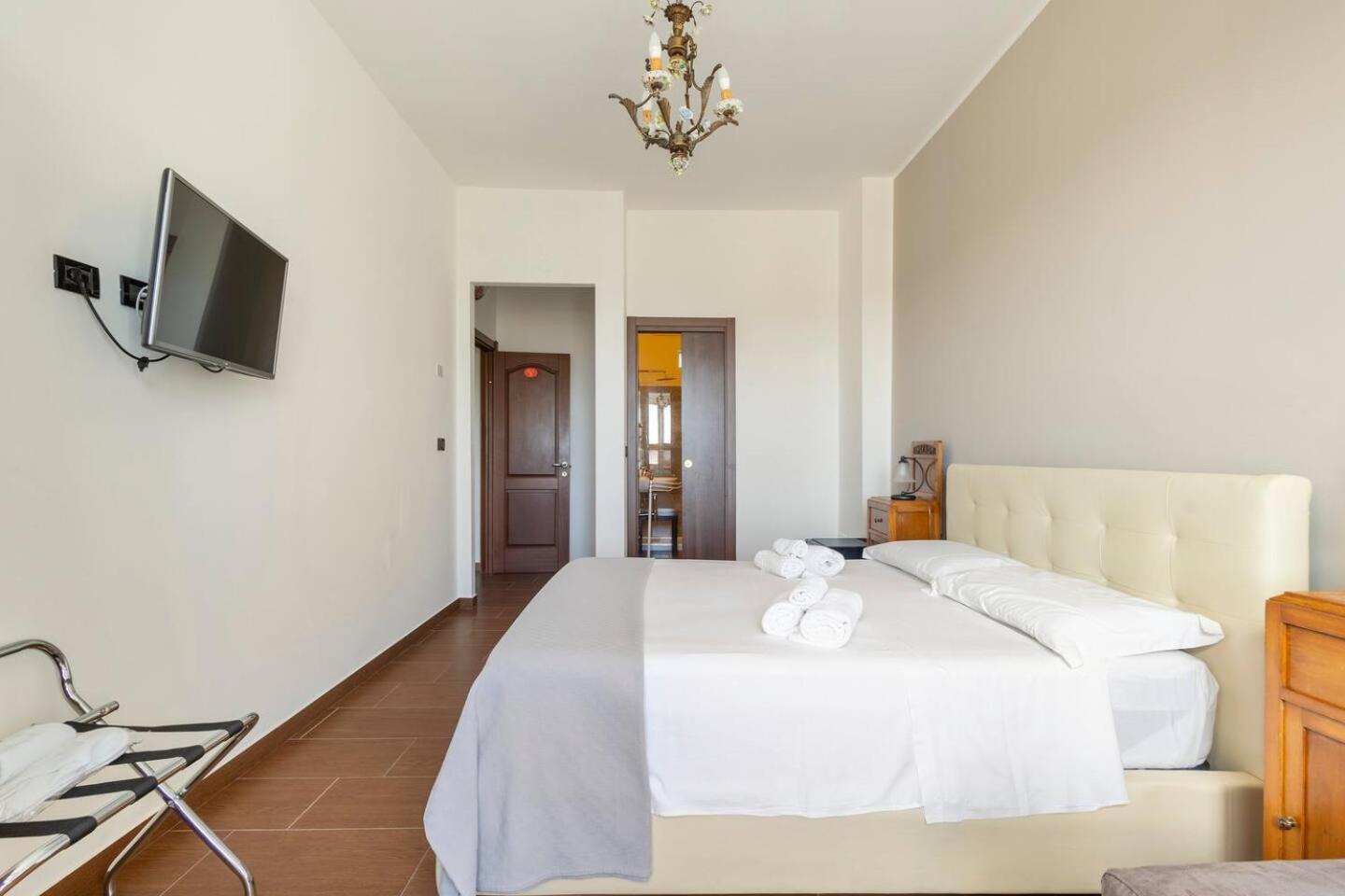 Panoramic Rooms