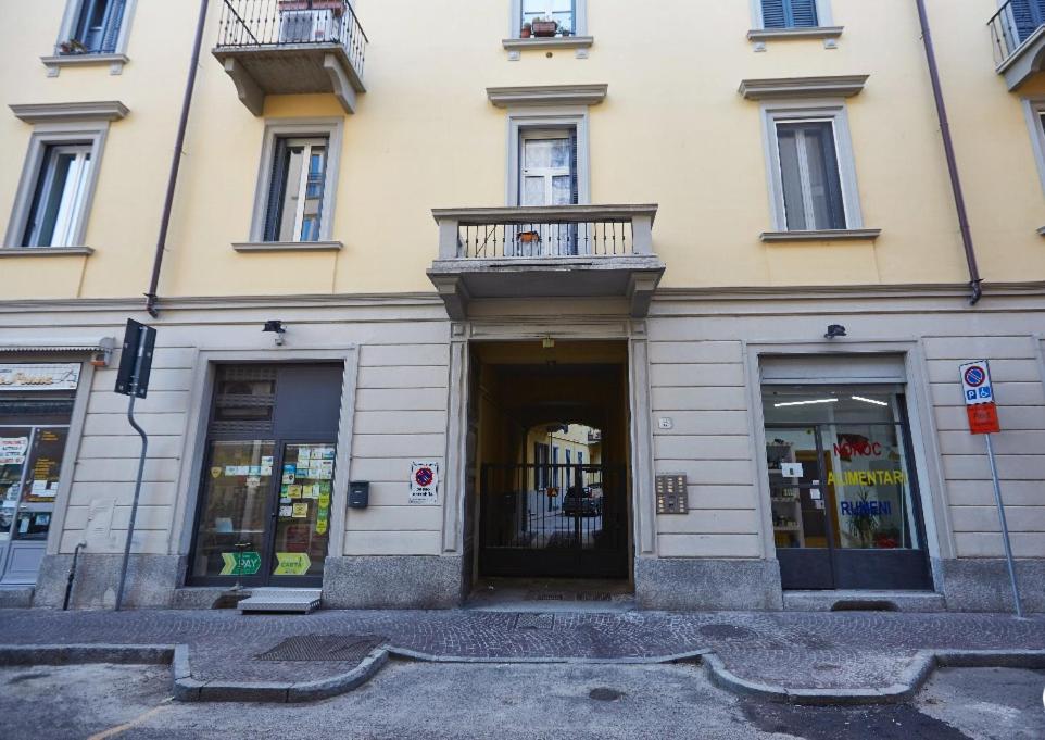 Raffaella Home in Como center view 4