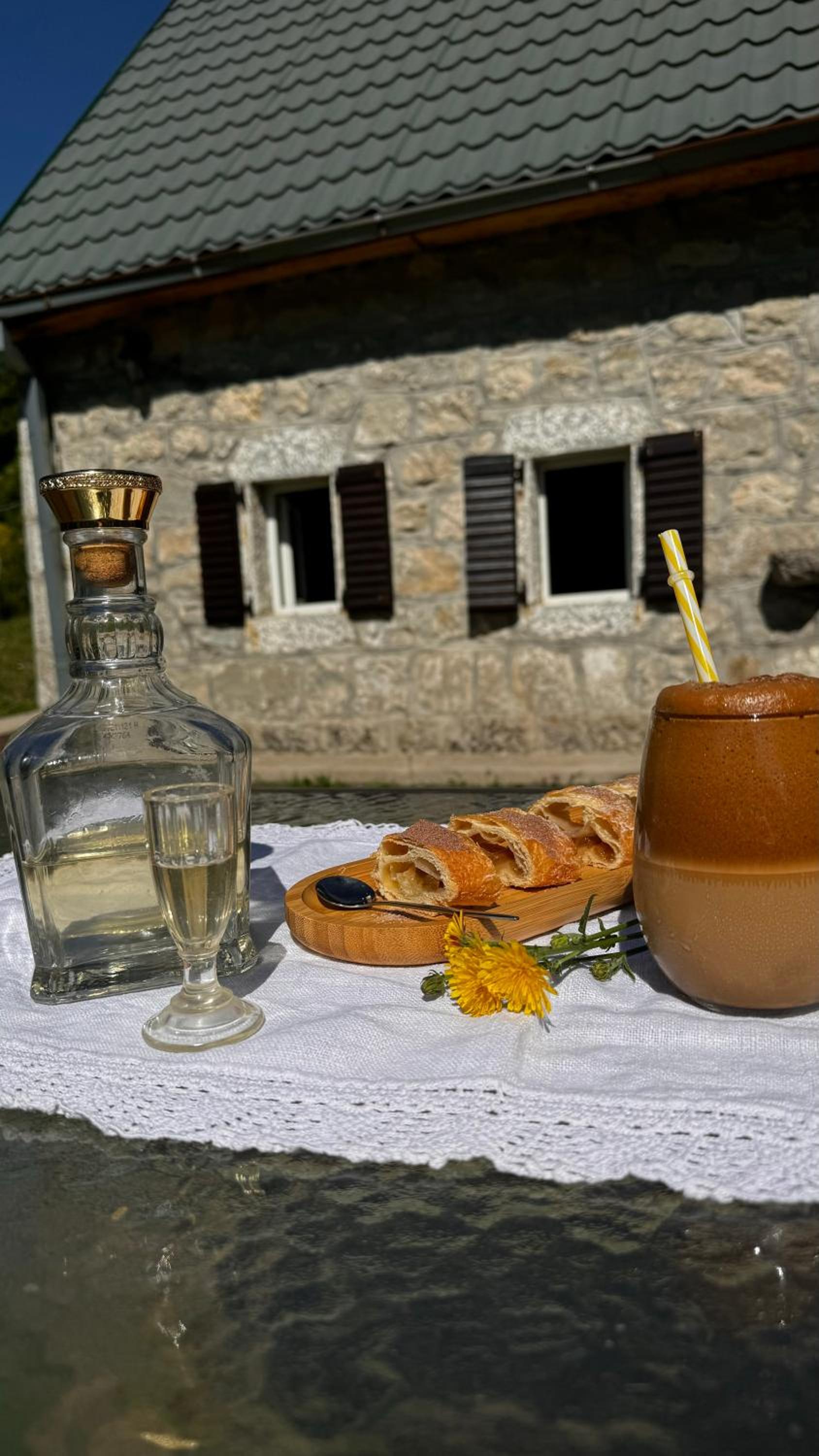 Stara kuća Smrijačno