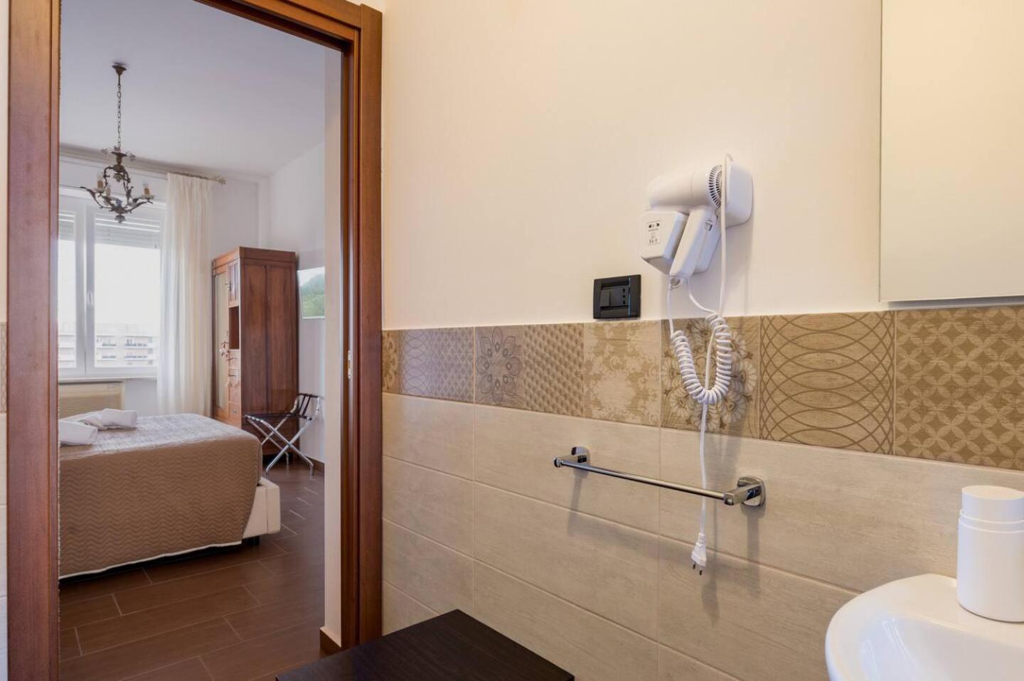 Panoramic Rooms