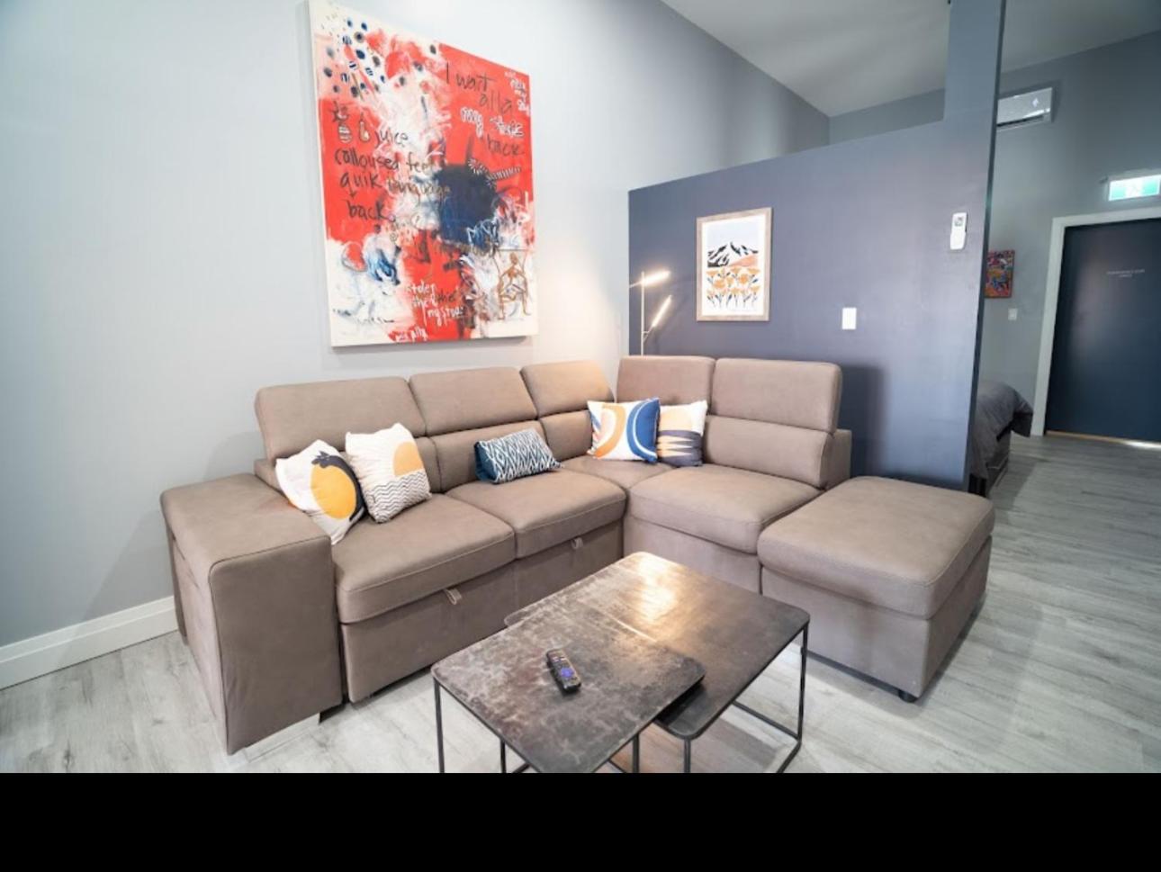 Dresden marigold suites 1