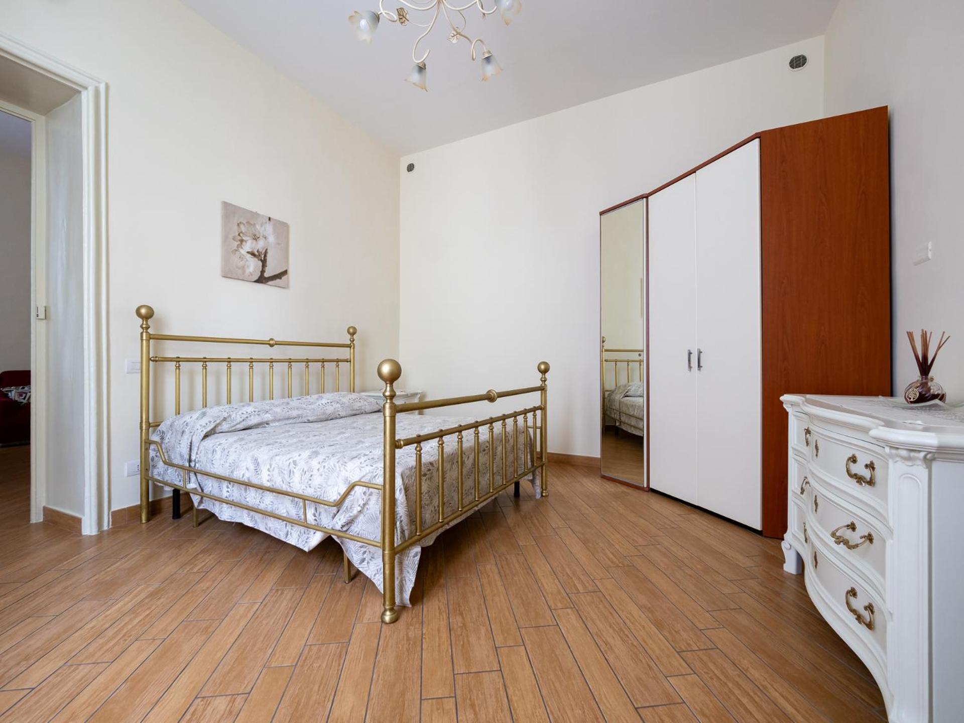 Maya Home Sorrento Old Town view 5