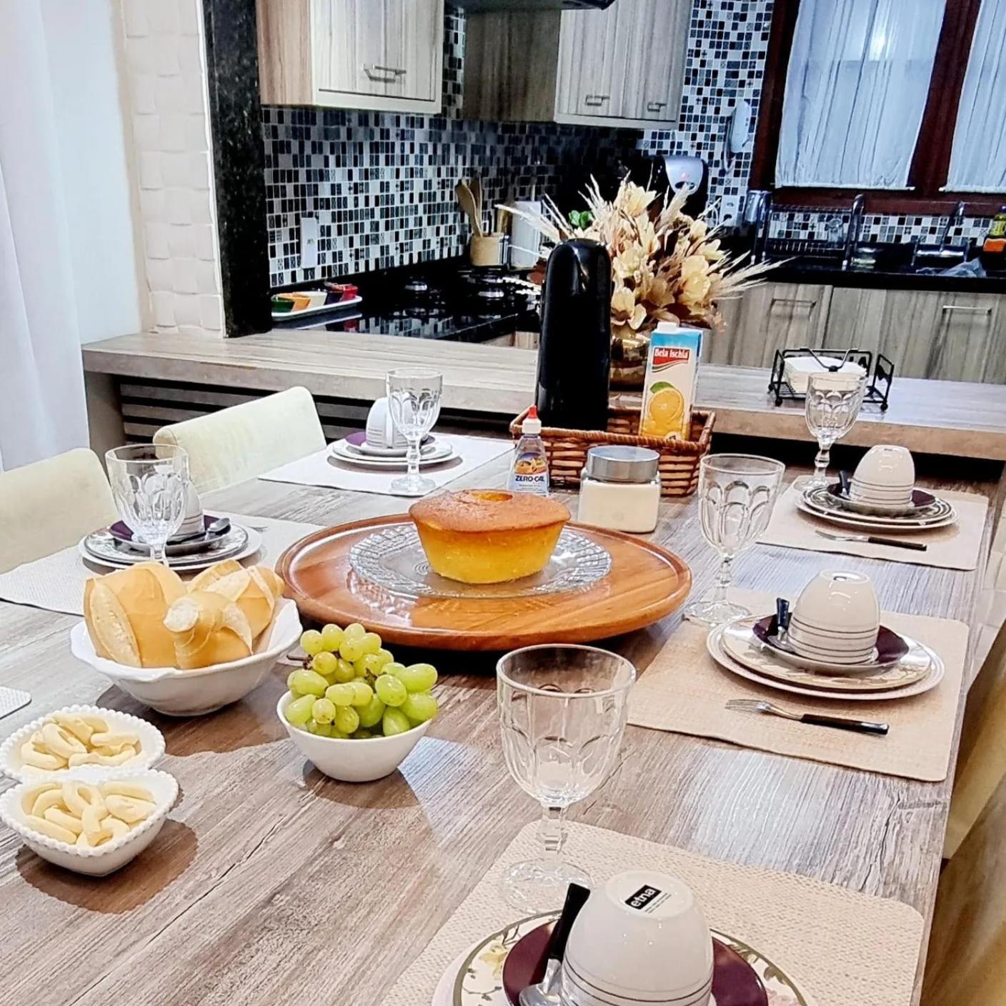 Casa Cond Ocean House Camboinhas Pé na Areia 4qts
