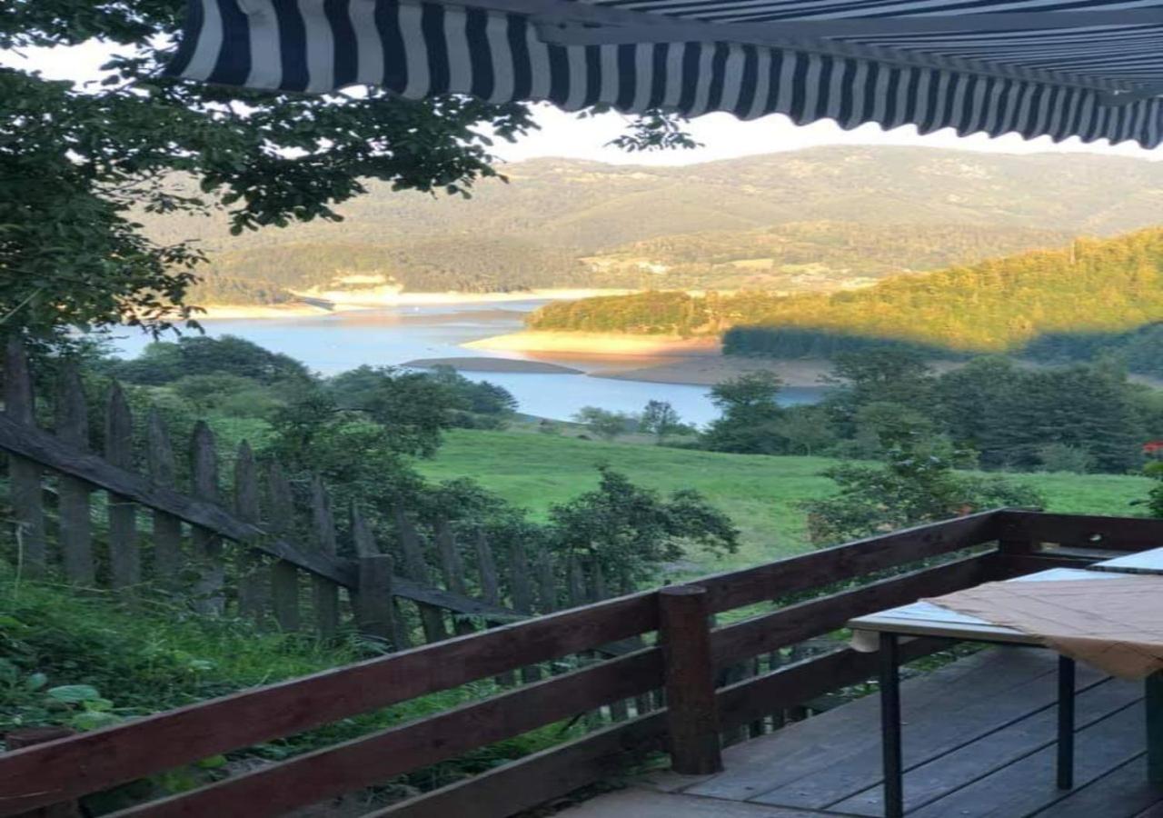 Domacinstvo Jezdic view 2