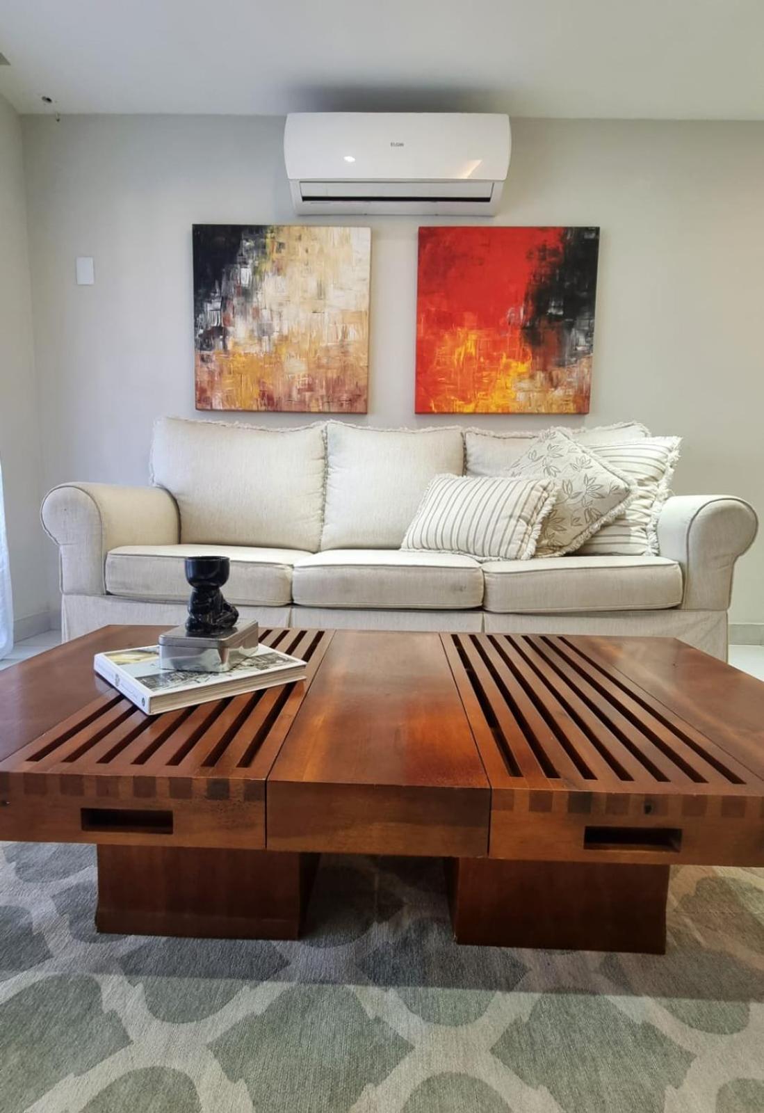 Casa Cond Ocean House Camboinhas Pé na Areia 4qts