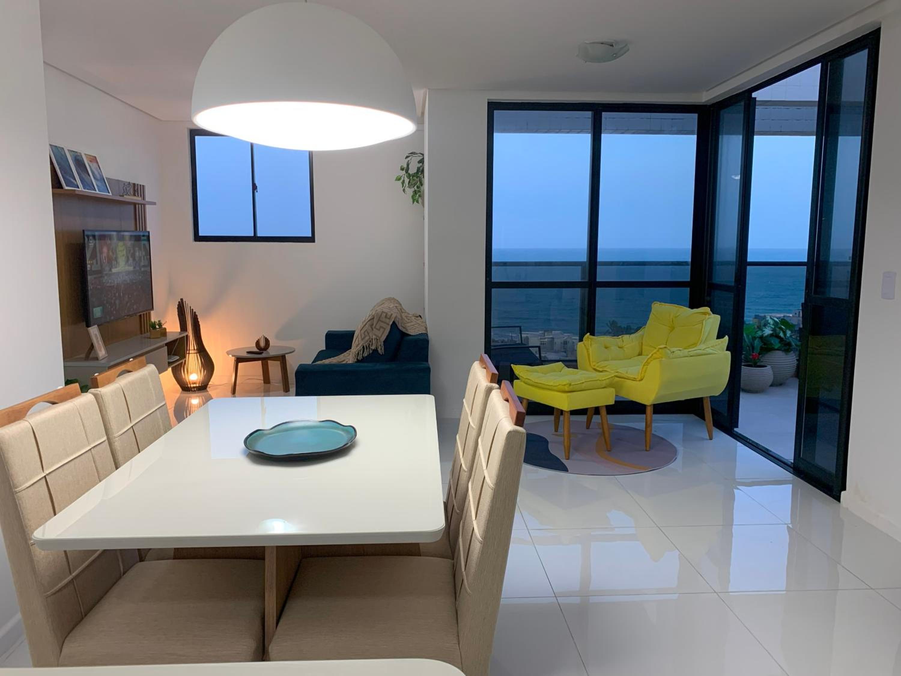 Lindo Apartamento com Vista Mar