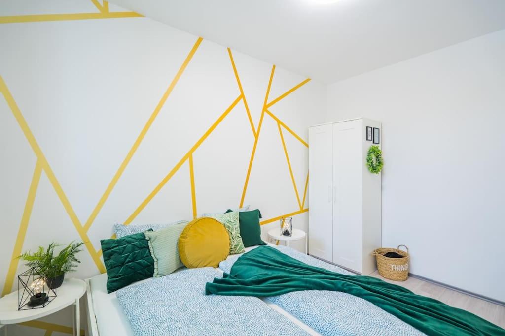 Jungle Apartment