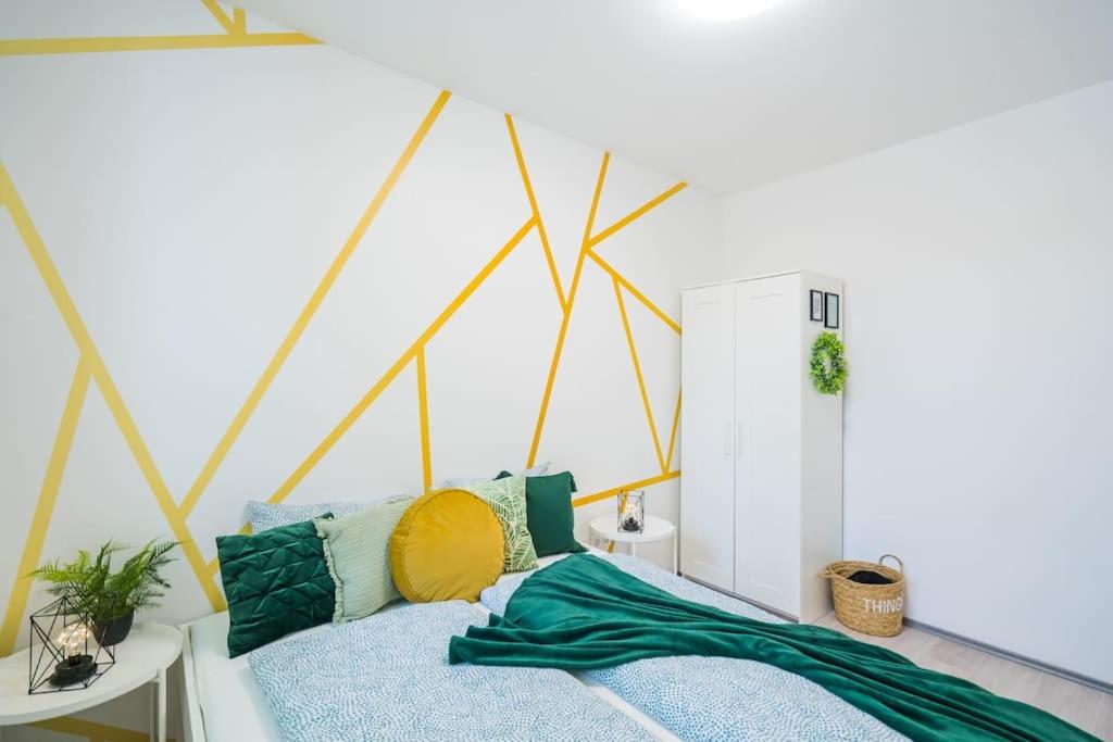 Jungle Apartment