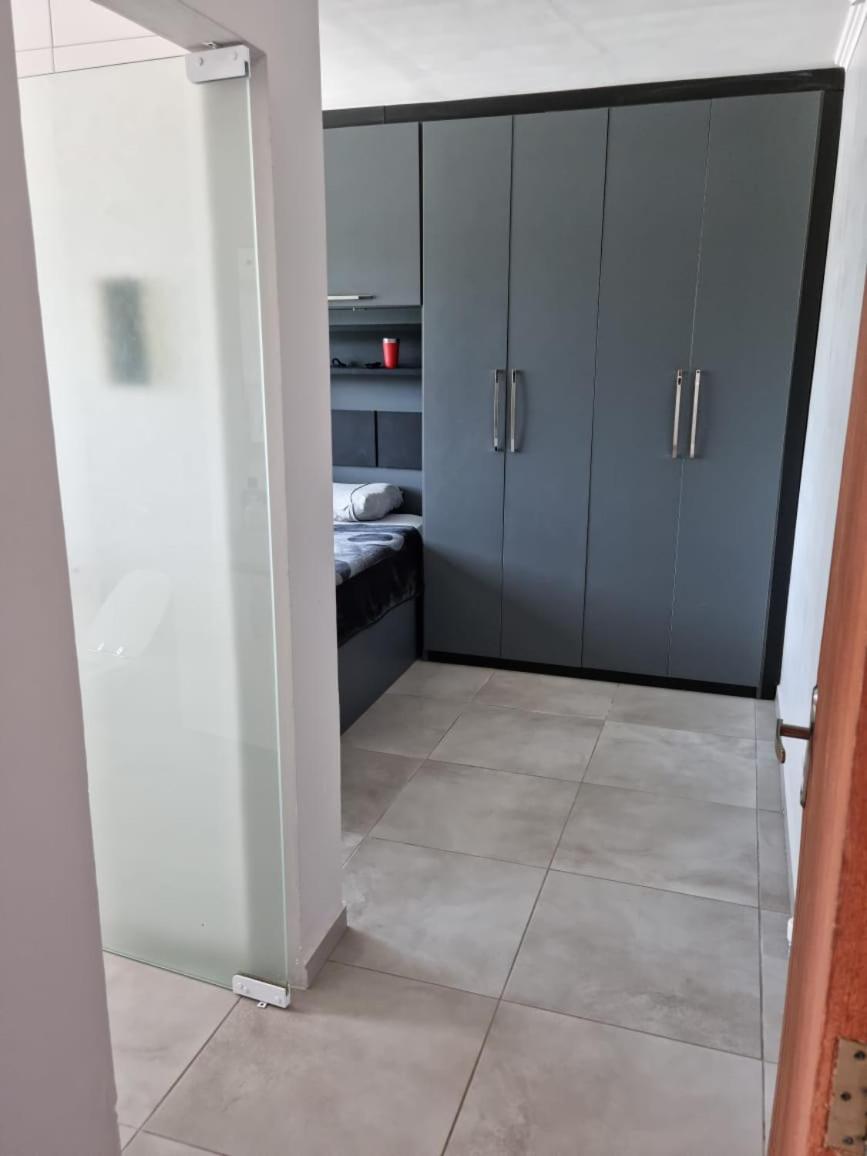 Casa Alto Padrão Perto da Praia C/ Piscina Grande