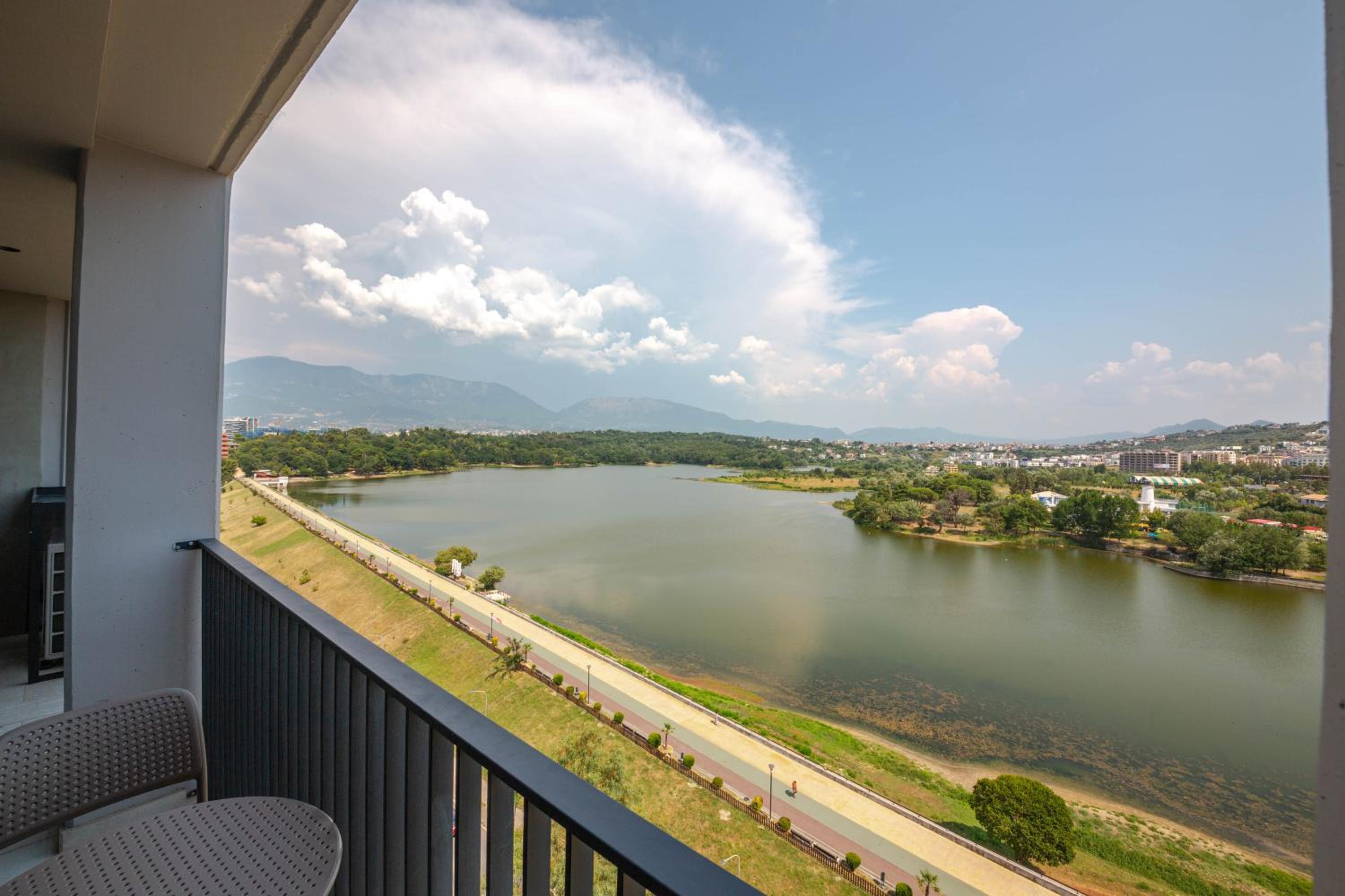 Tirana Lake Side Apartments