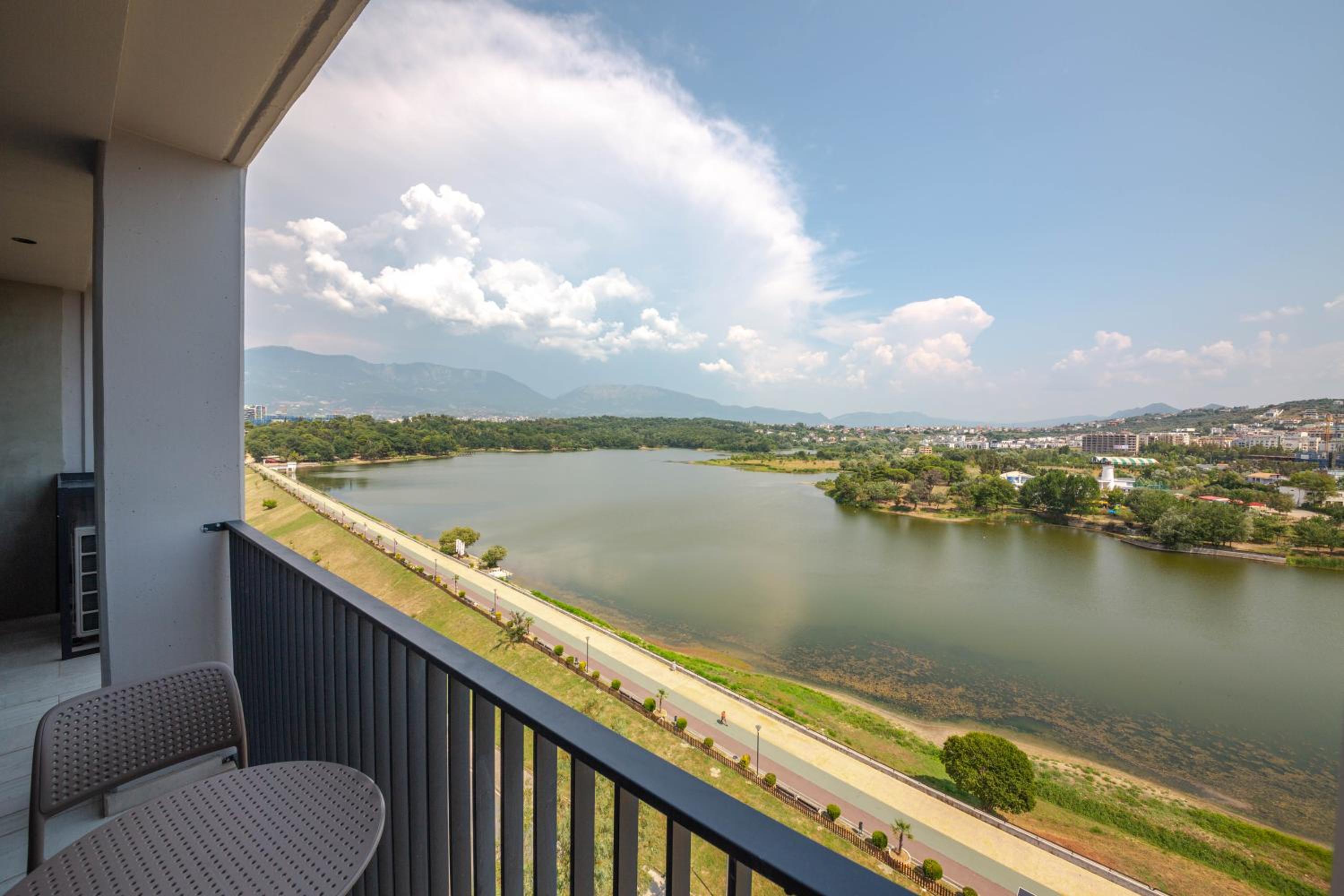 Tirana Lake Side Apartments