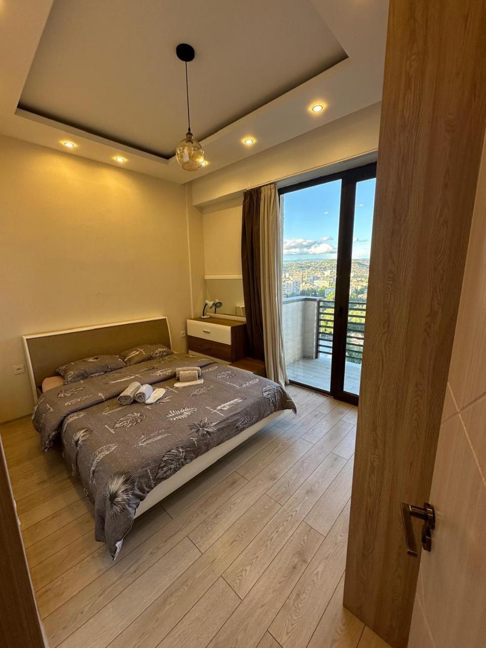 Apartment in the center Tbilisi view 3