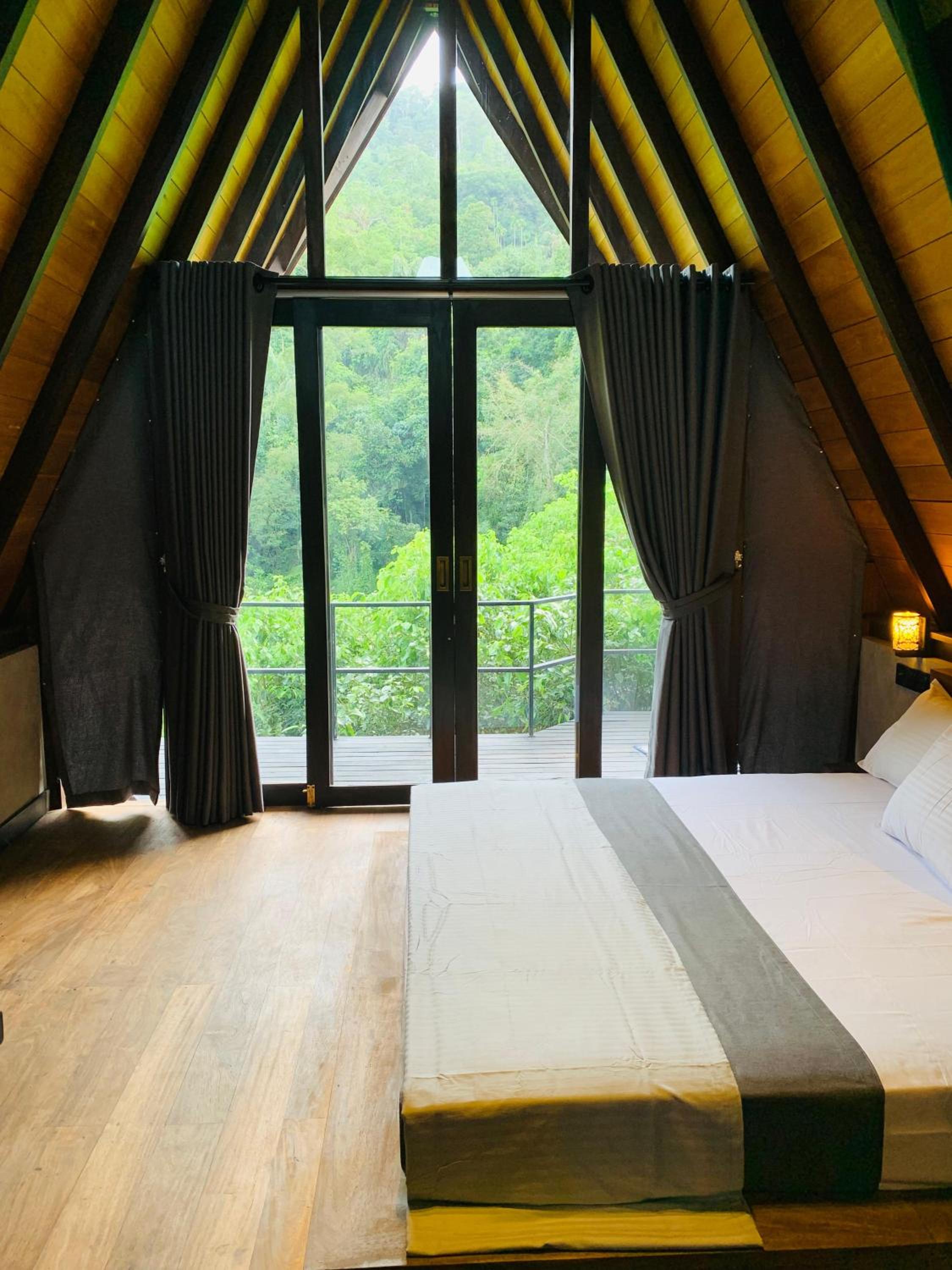 Cannelle Hill Cabanas