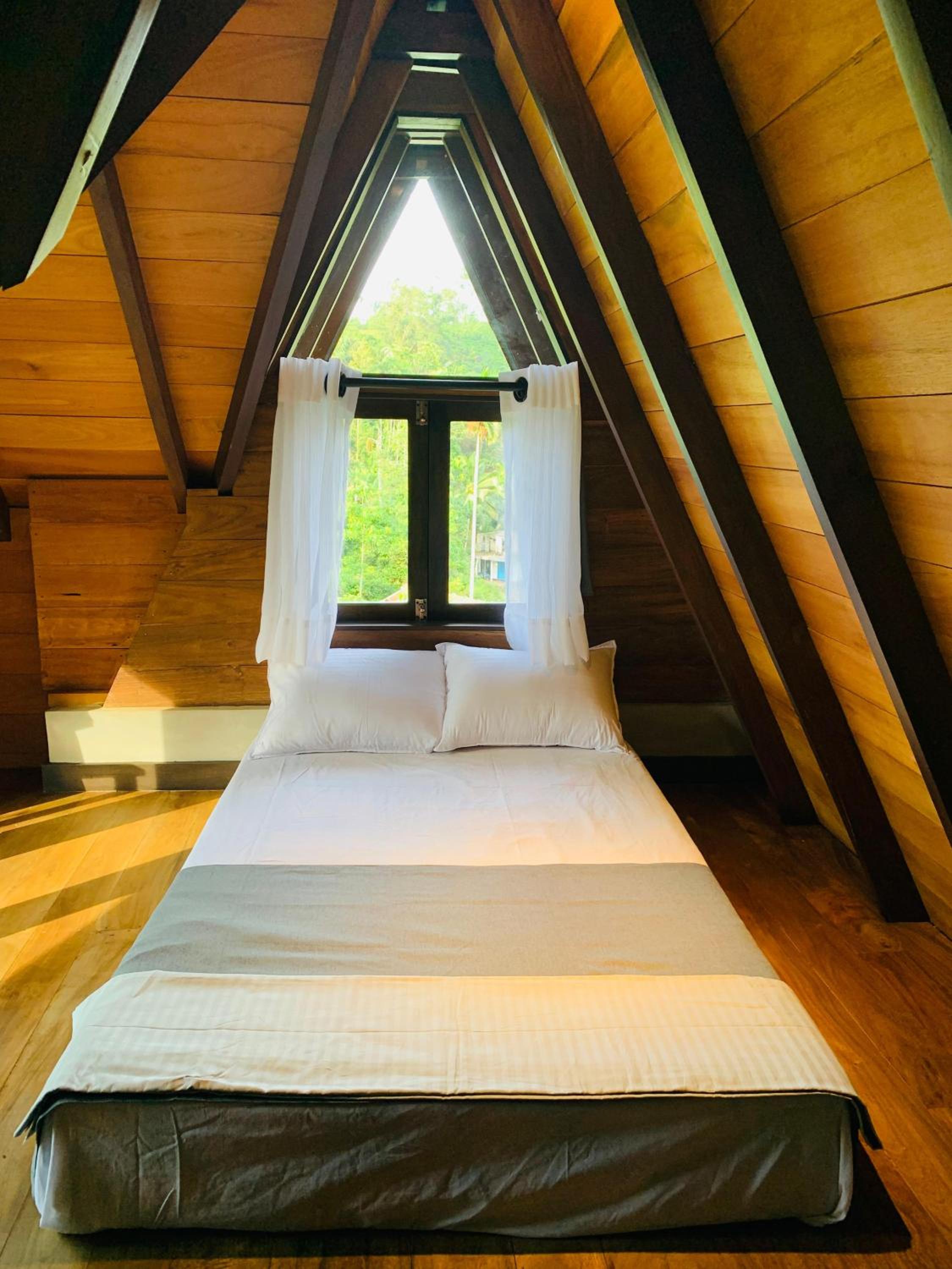 Cannelle Hill Cabanas