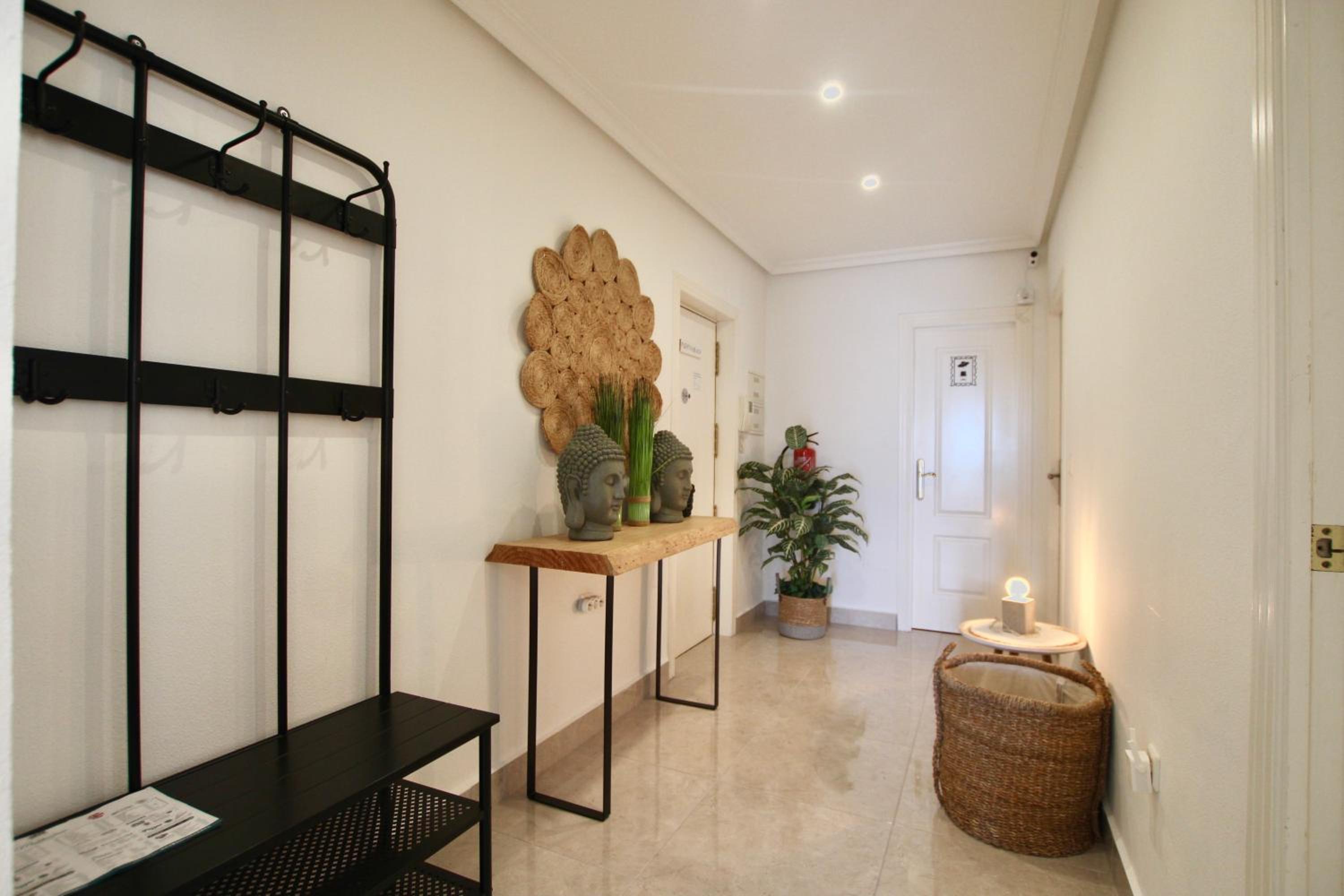 FRONTLINE APPARTEMENT Palmeras Puerto en Beach Torrevieja Centrum Boulevard Strand Haven