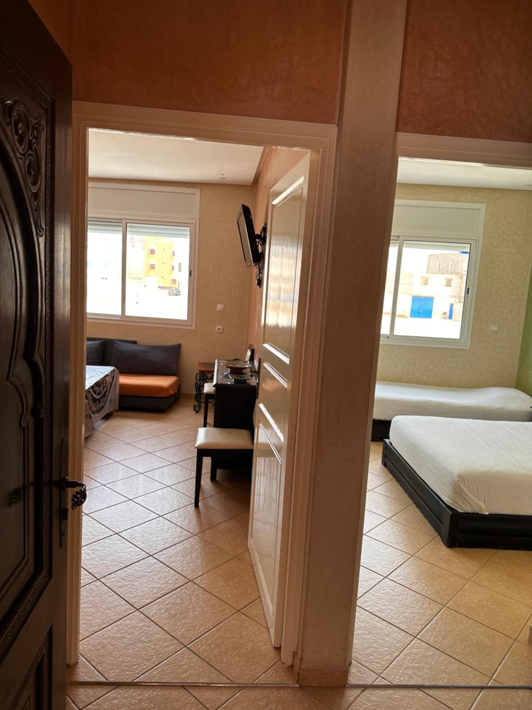 Europa mirlef t aventur Guest House