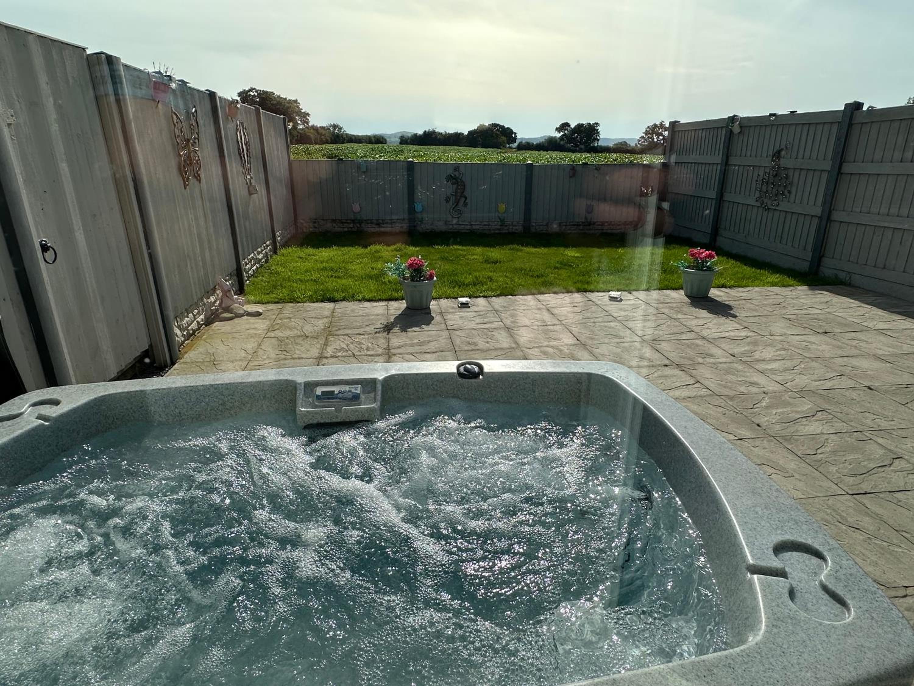 Dwylig Isa Holiday Cottages view 5