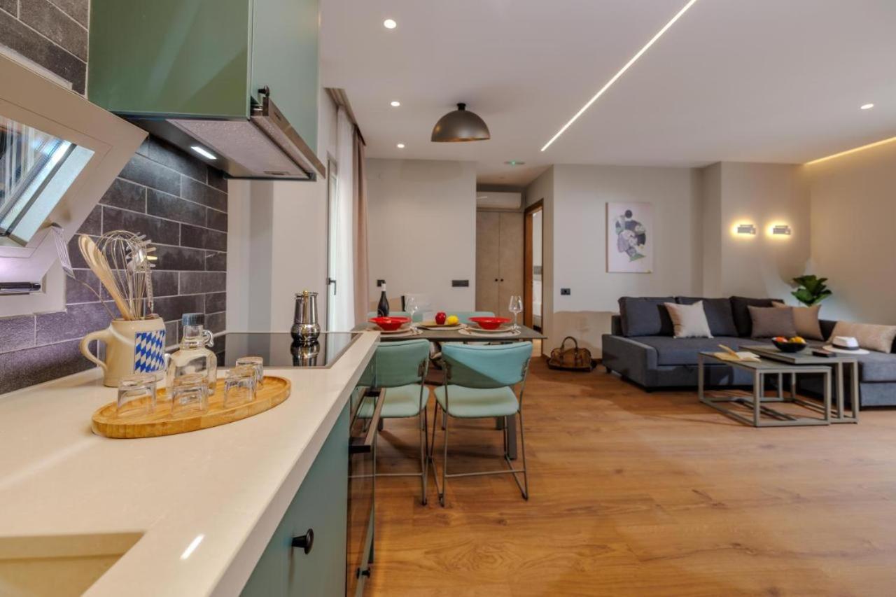 Jolly Suites
