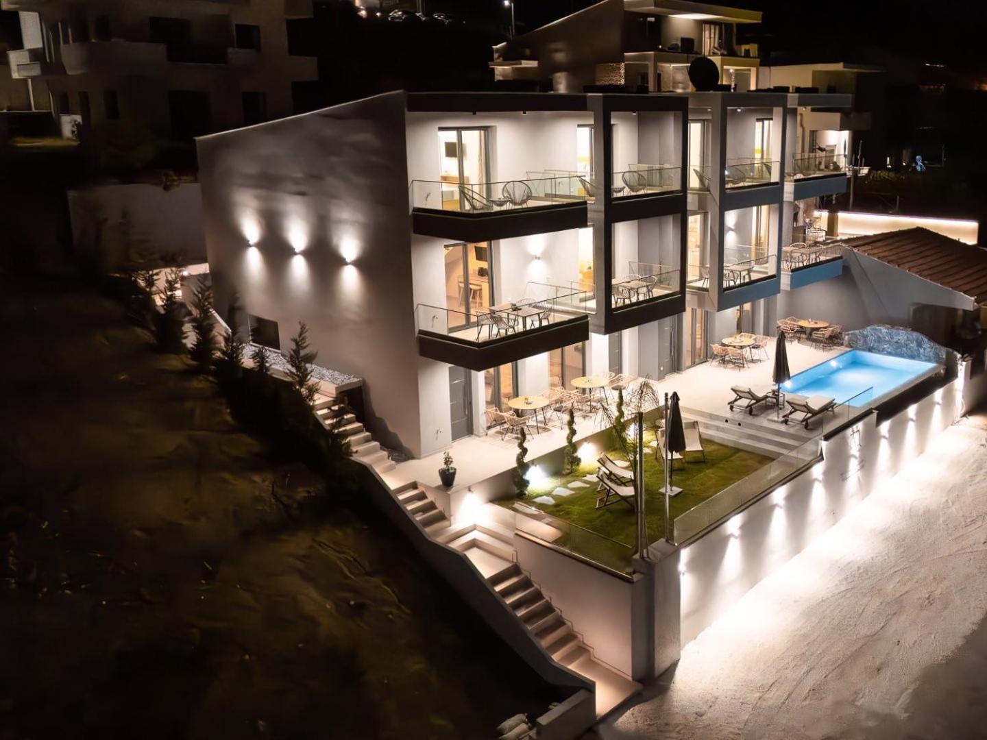 GeoMar Luxury Apartments