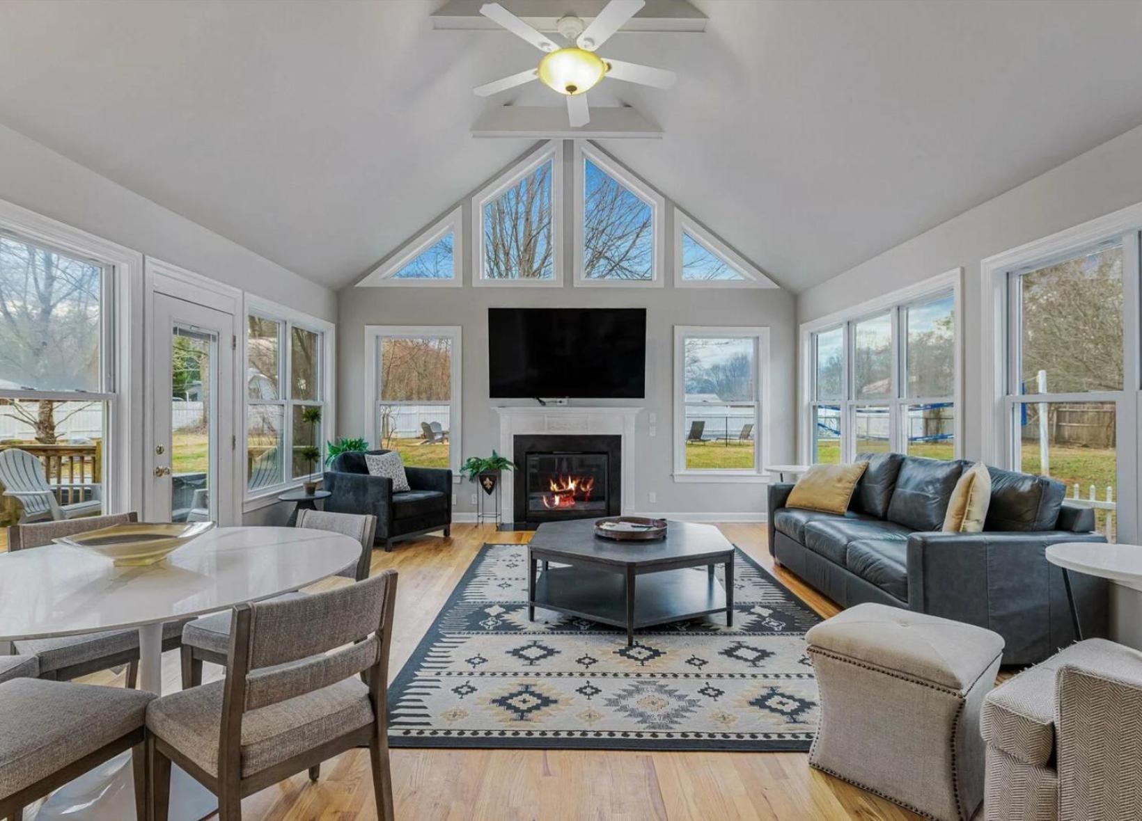 NEWLY Renovated near Asheville! HOT TUB and seasonal POOL! view 4