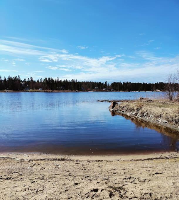 Villa Aurinkoranta Mökki merenrannalla!