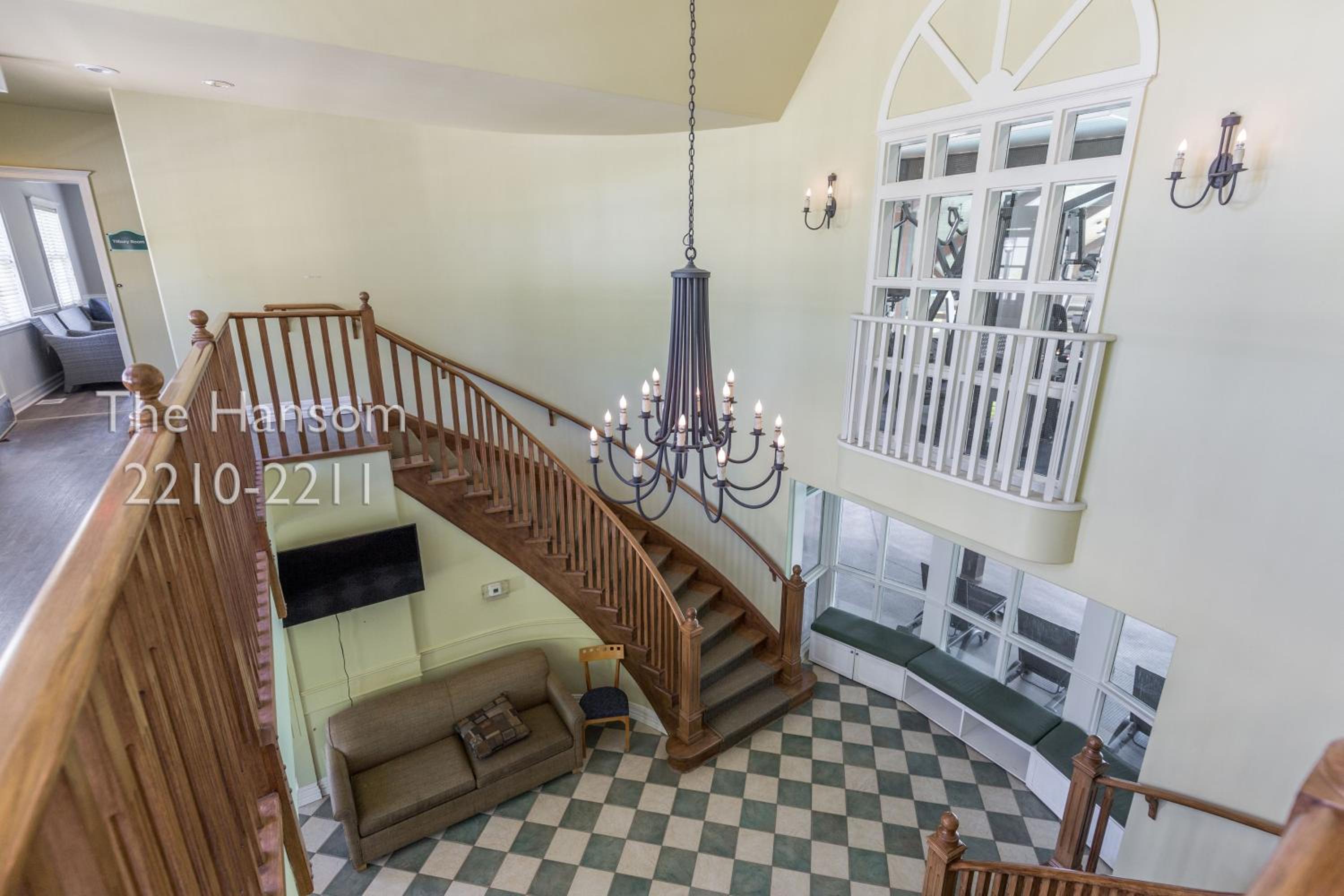 Country Club Charm - 4-Bed Radiant Resort Condo