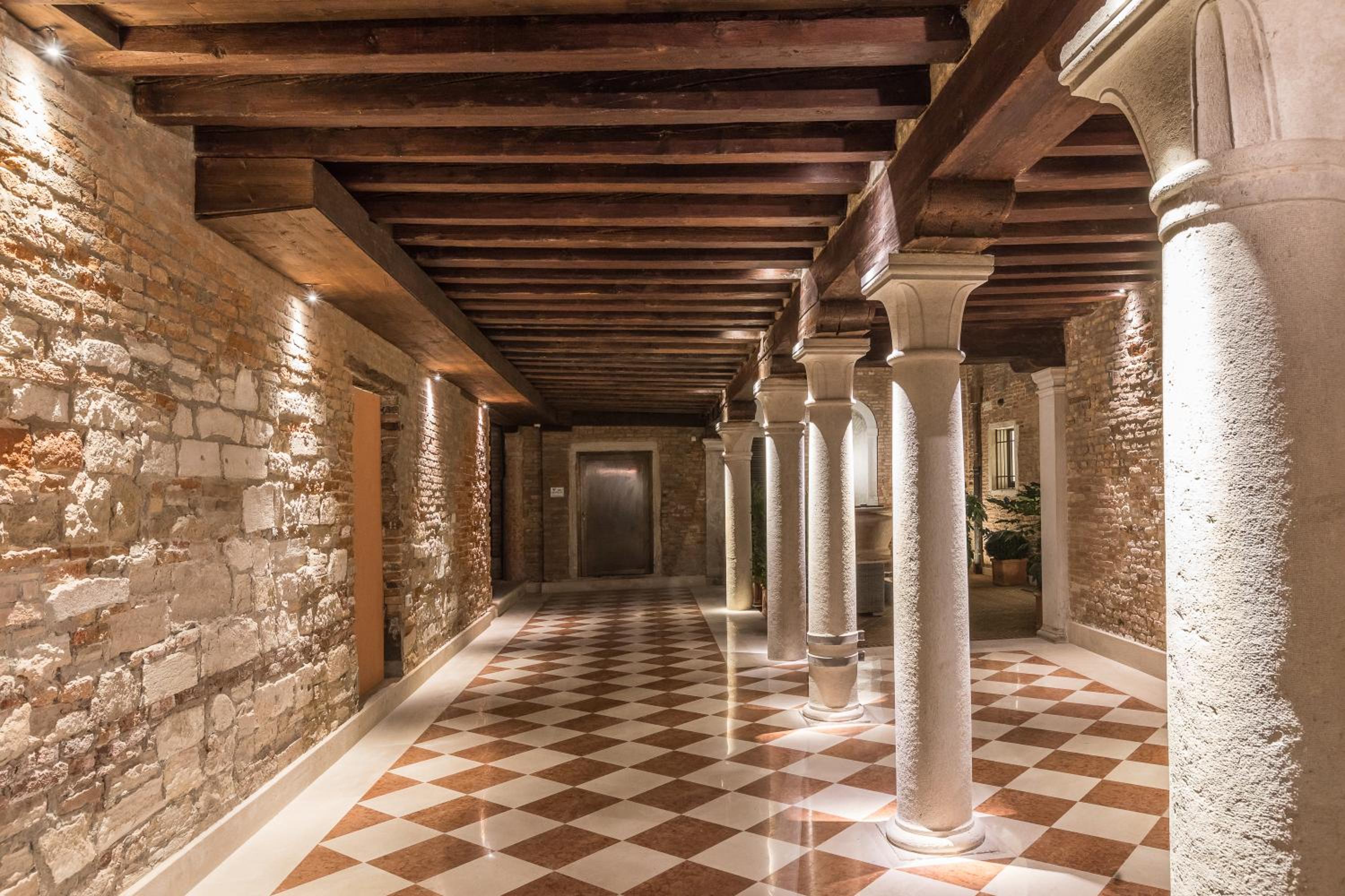 Palazzo Morosini Degli Spezieri - Lifestyle Apartments