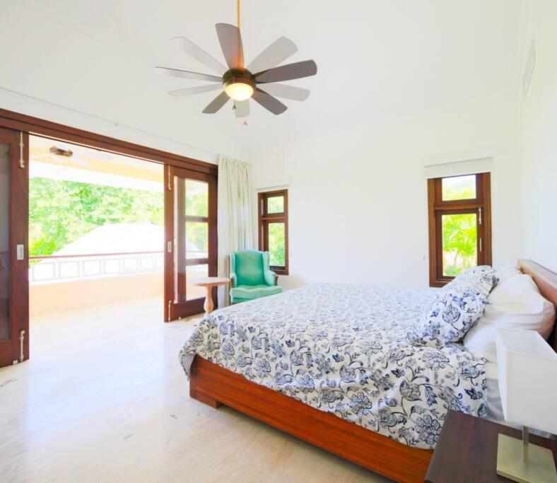 5 Bdr Pool Villa Golf Club view 3