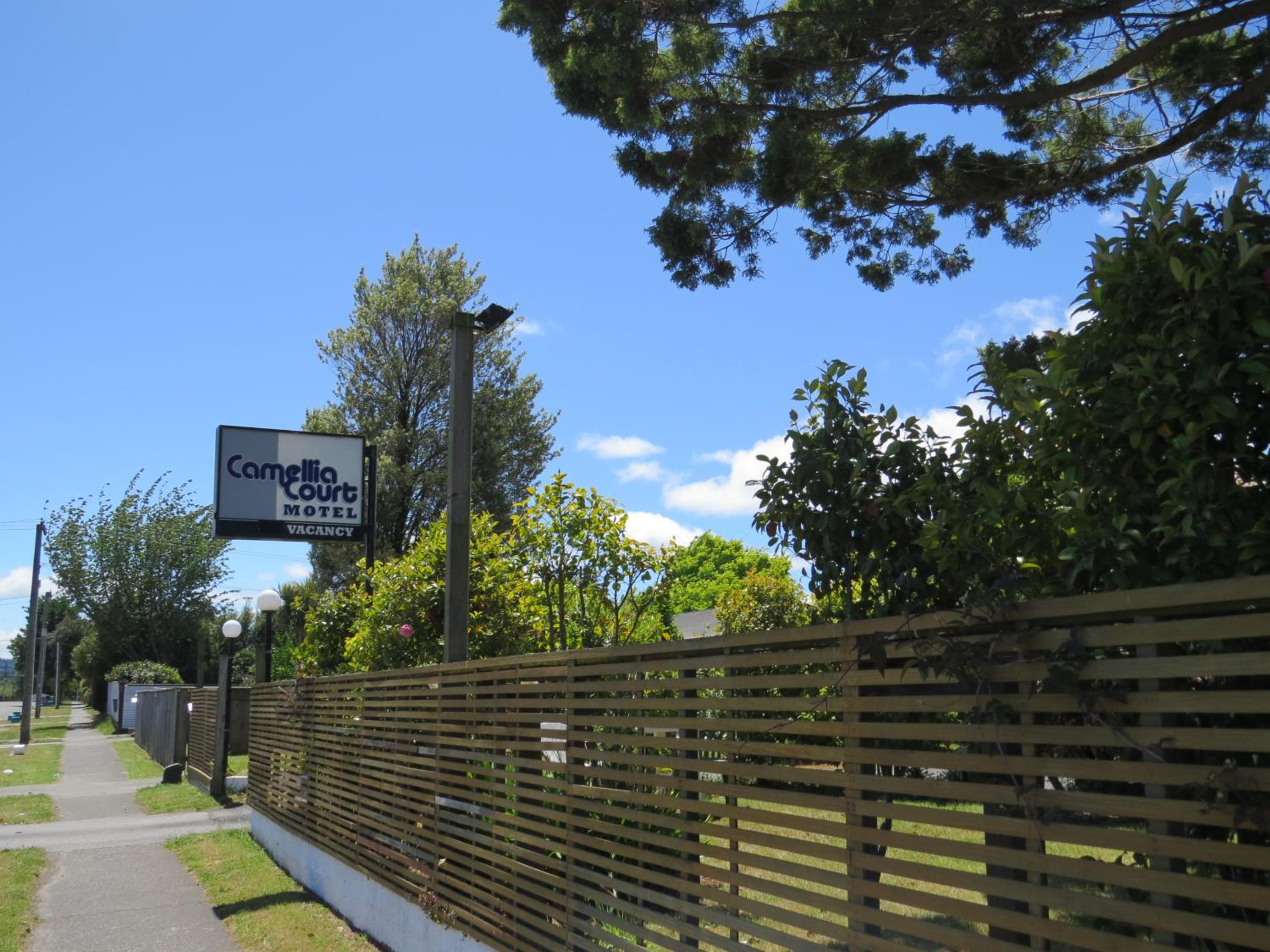 Camellia Court Family Motel