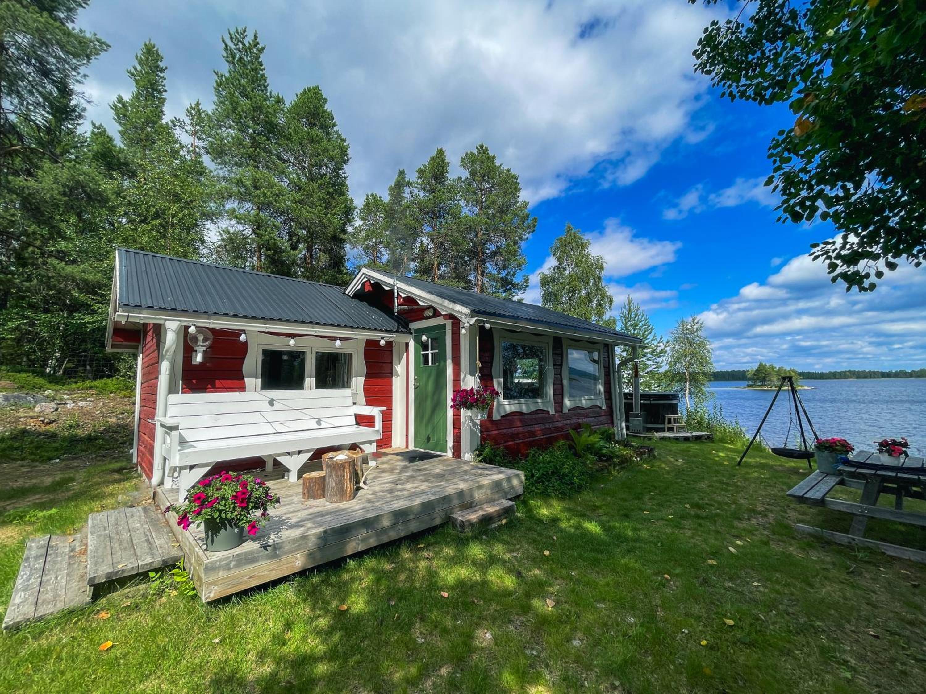 Hotel Laplandliv Cabin On The Lake With Hottub