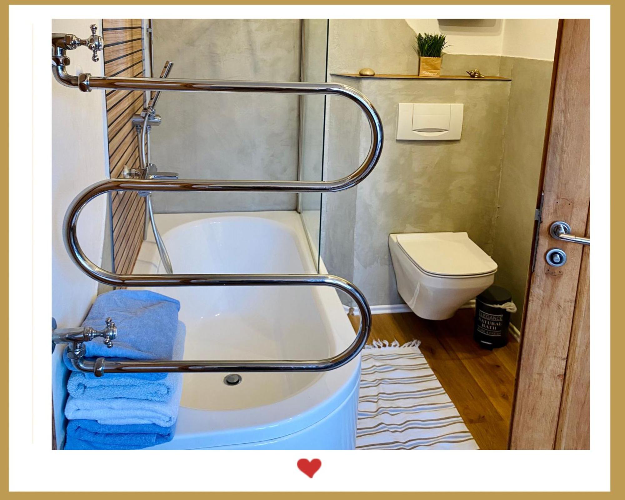 Berghupferl en Oberaudorf — bathroom