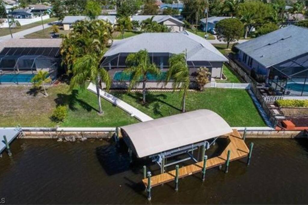 Honolulu East - Vacation home with heated pool and Gulf-access canal - Property Image 17