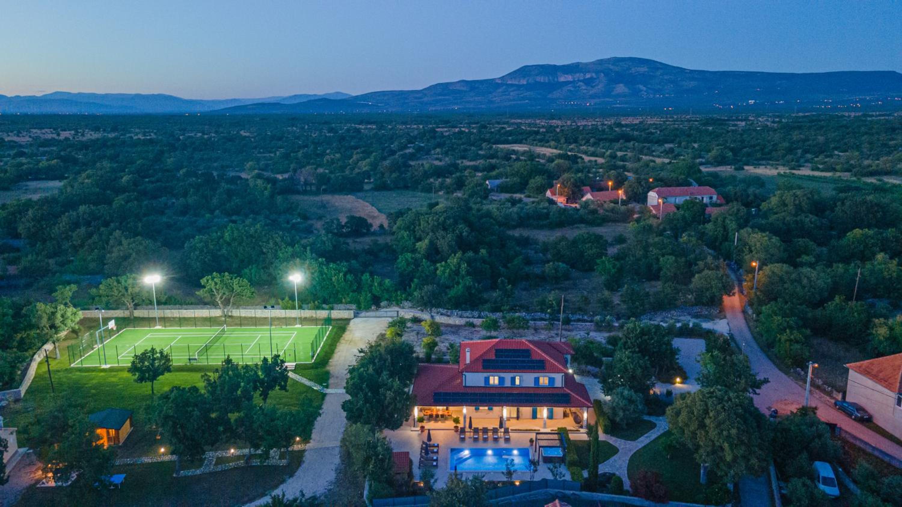 activities & amenities