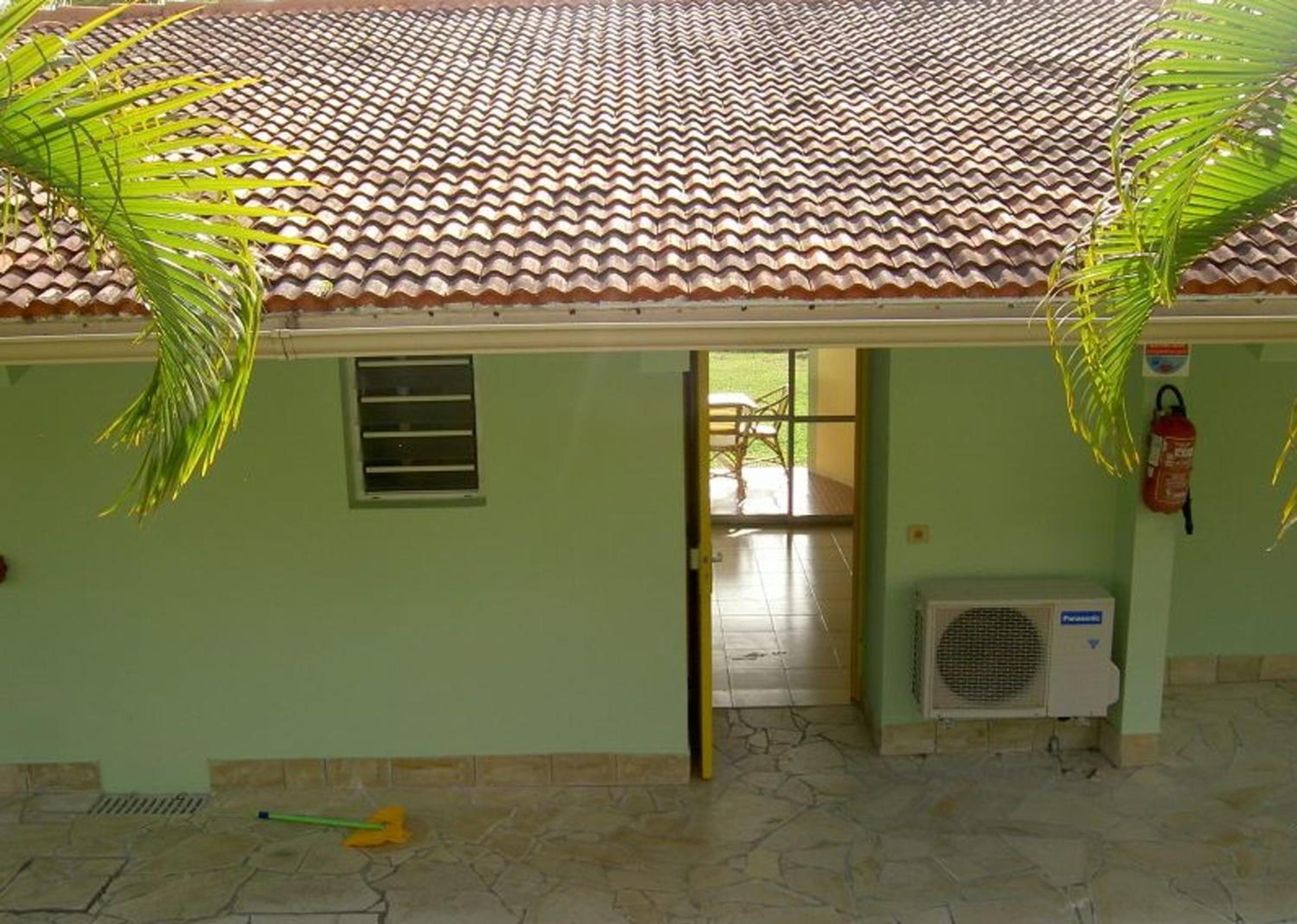 Studio confortable à Sainte-Anne - 30 m² avec vue mer view 5
