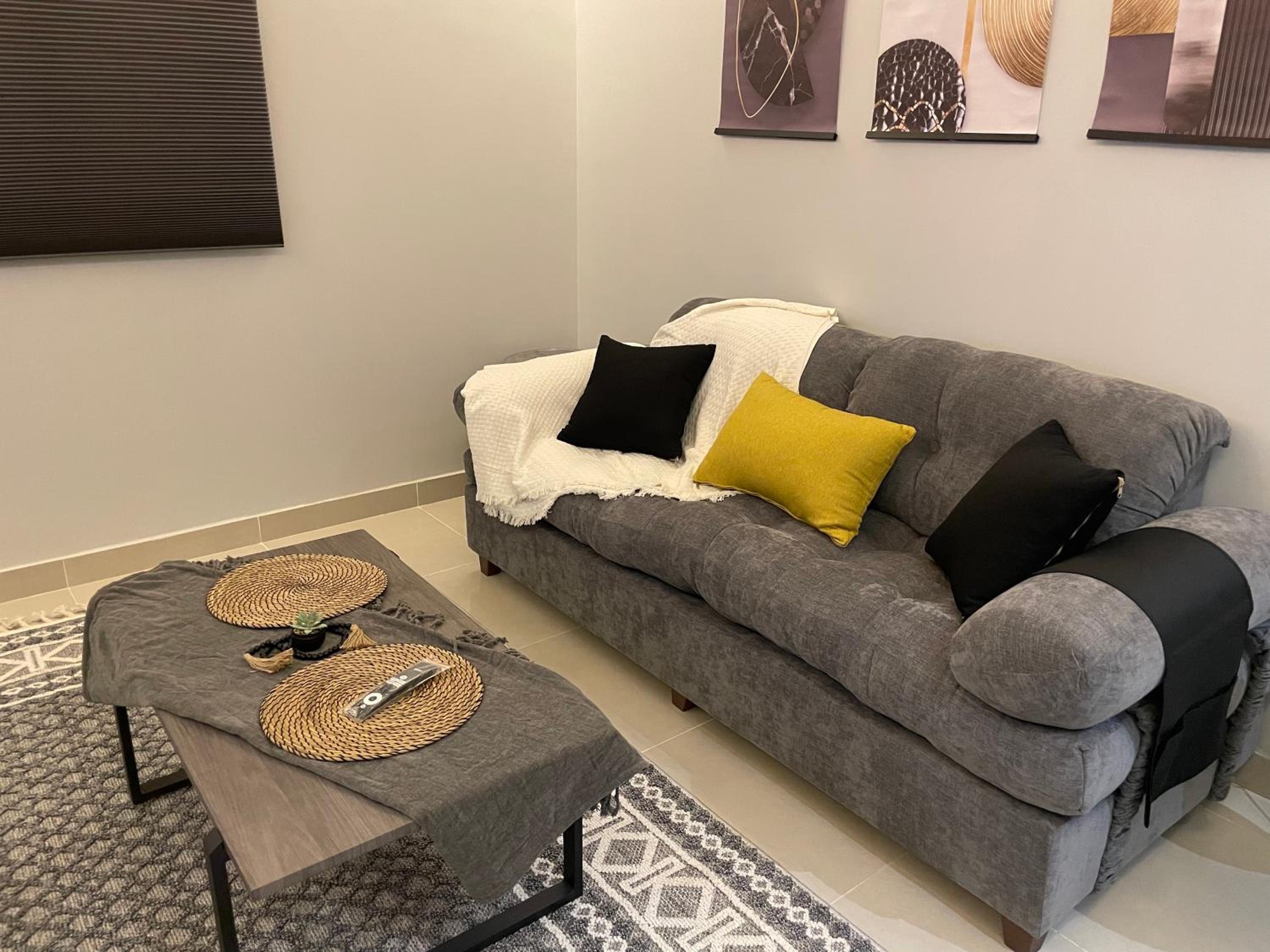 A Chill Modern Apartment