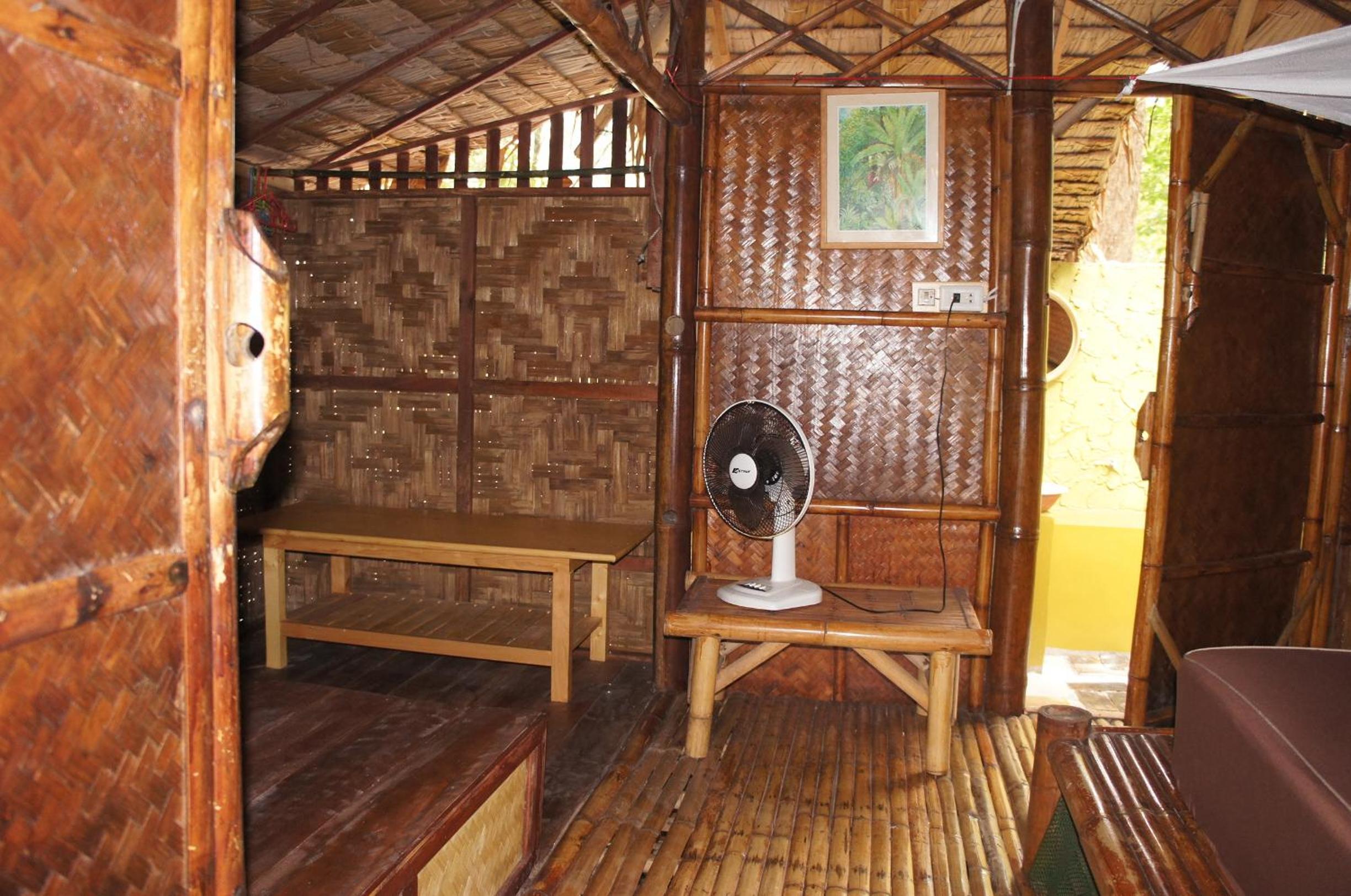Lazy Hut