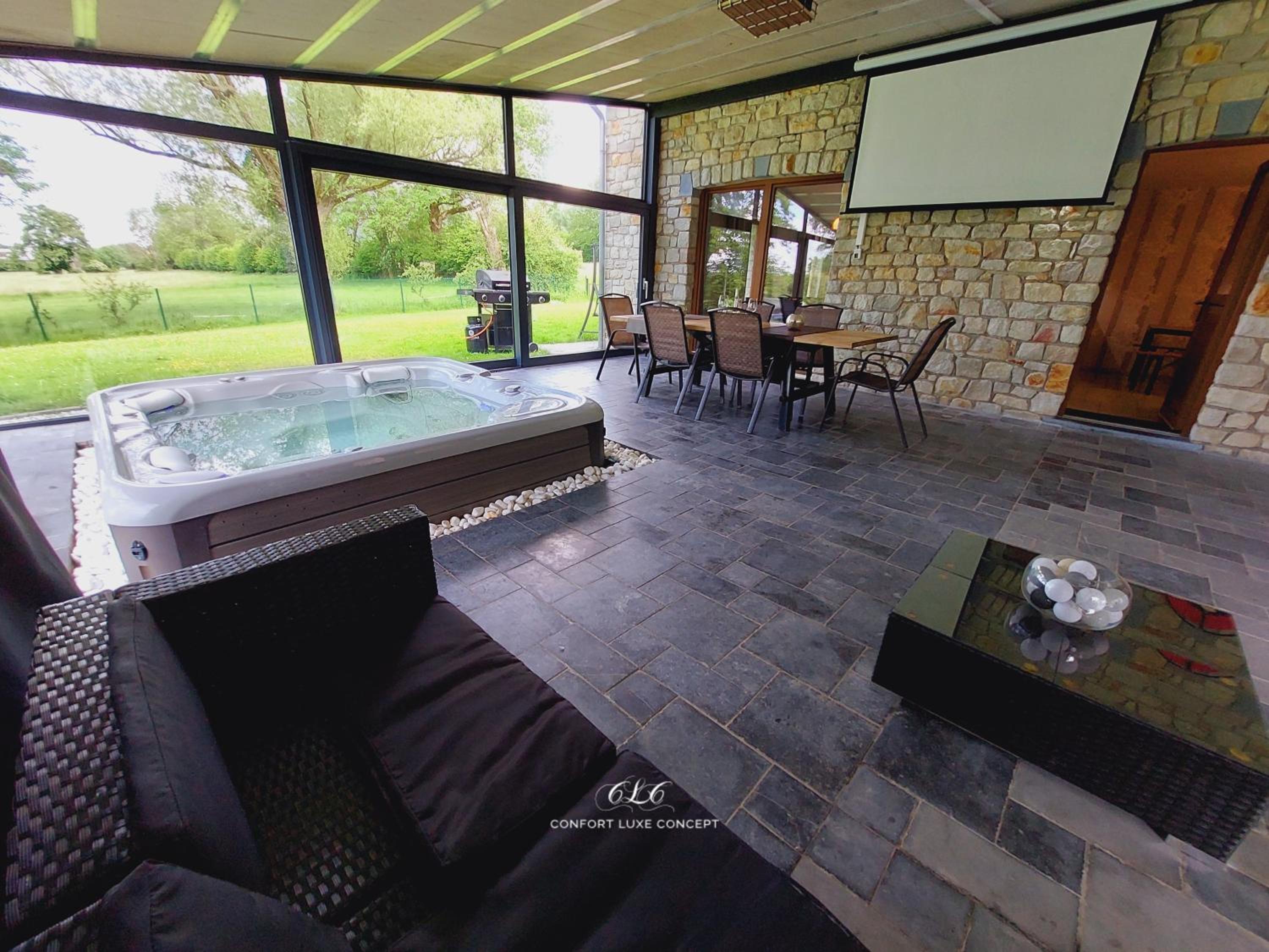 Villa VIP