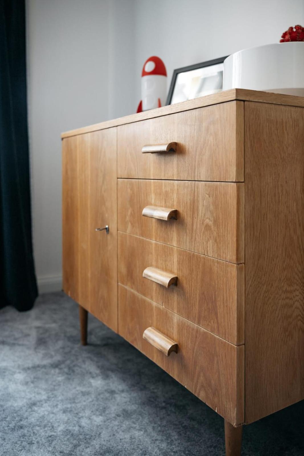 Comfortable and cosy apt a few steps from Dancing House and Naplavka Dance