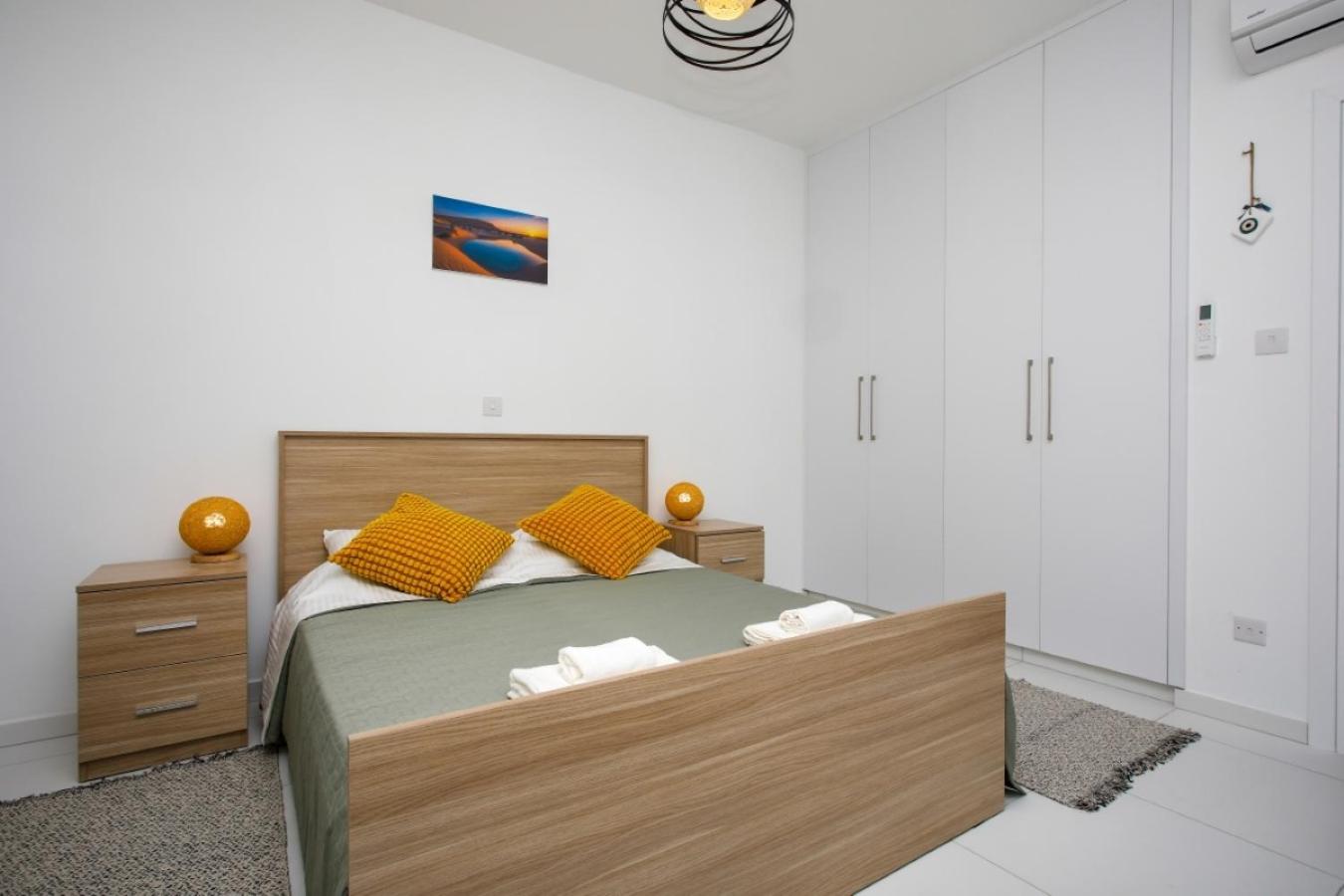 OASIS-Amazing Location, Sea View, Stylish Apartment