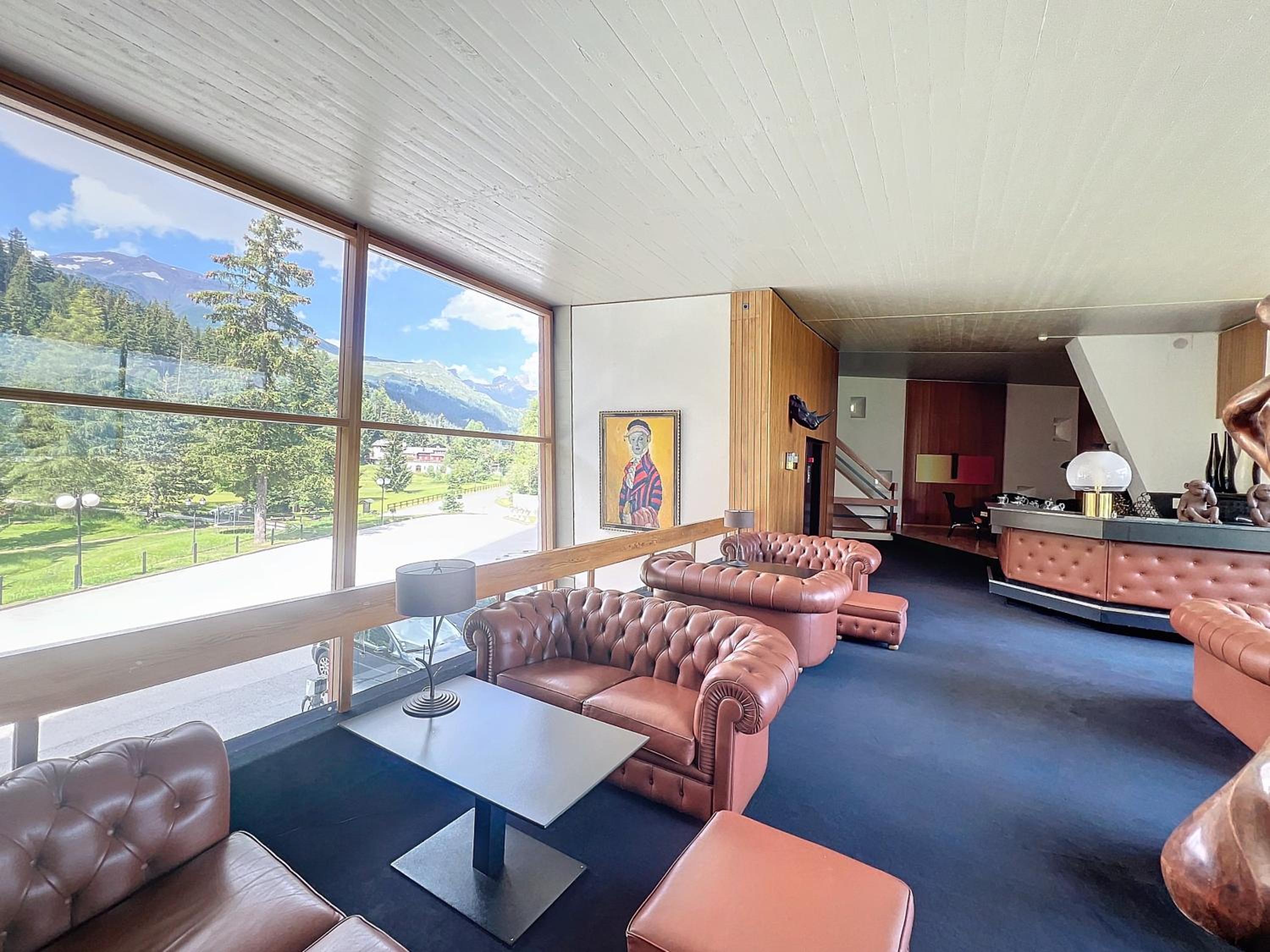 Super Crans Art and Design
