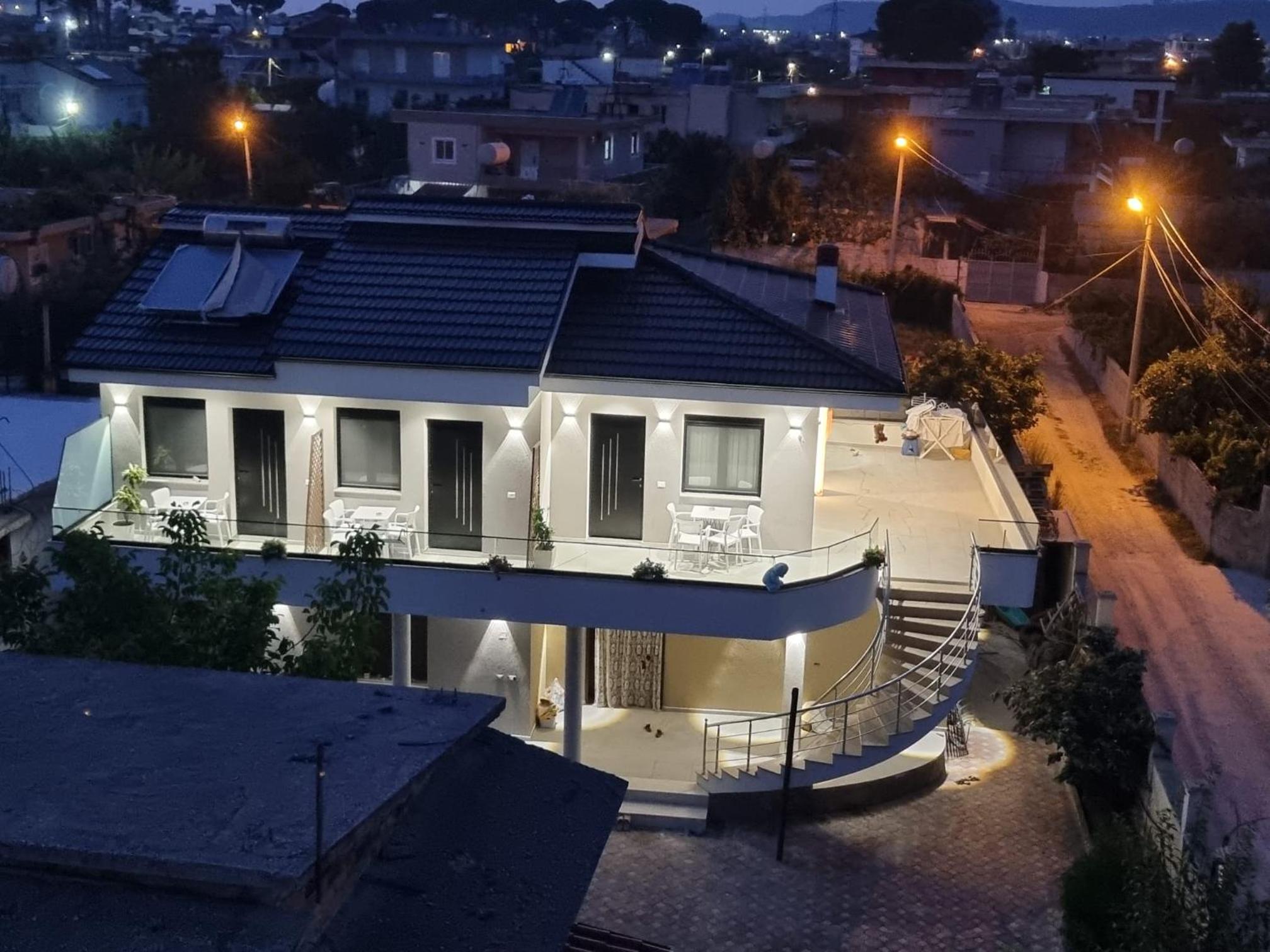 Hotel Vila Dida luxury apartment - Image 1