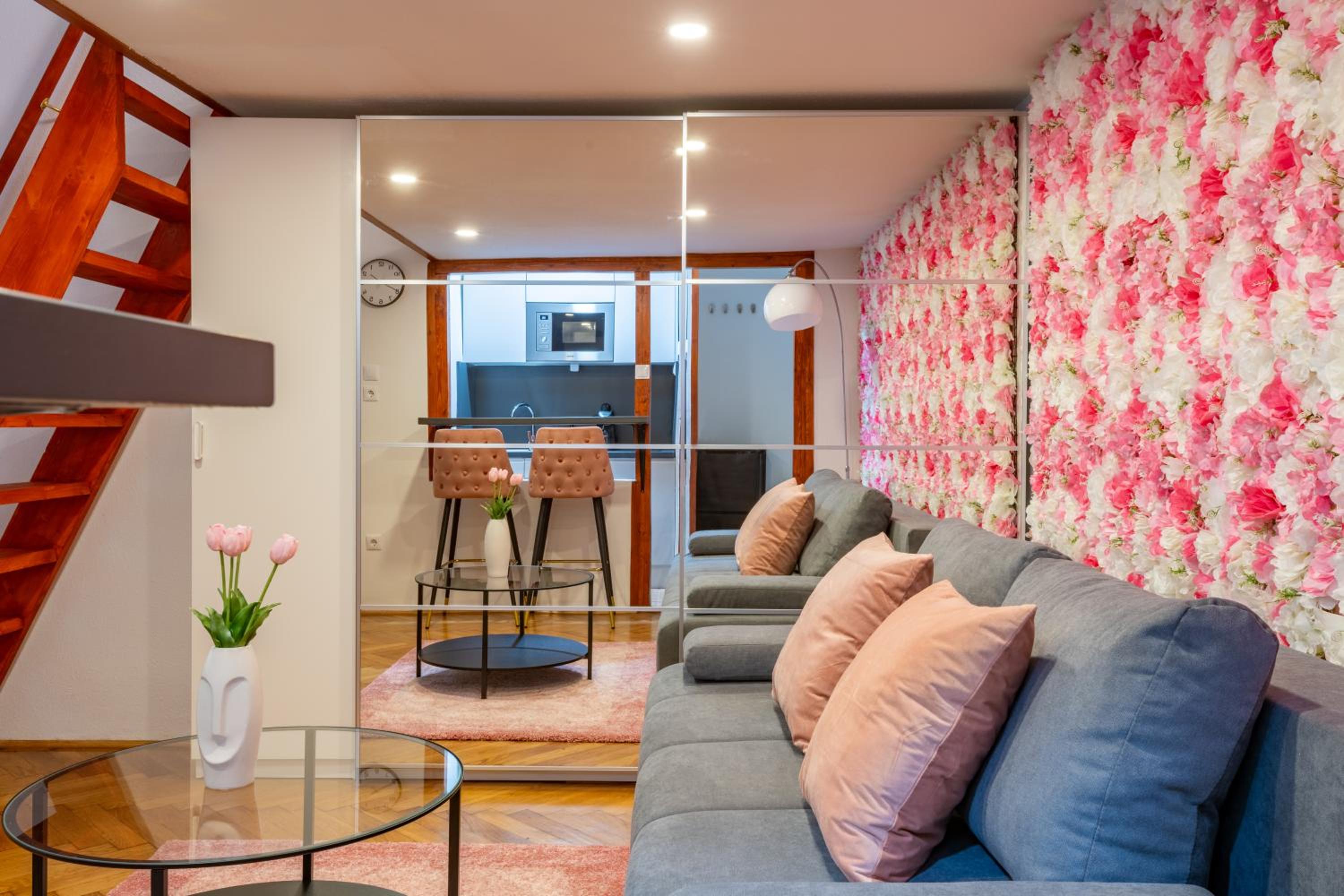 Rose Garden Apartment