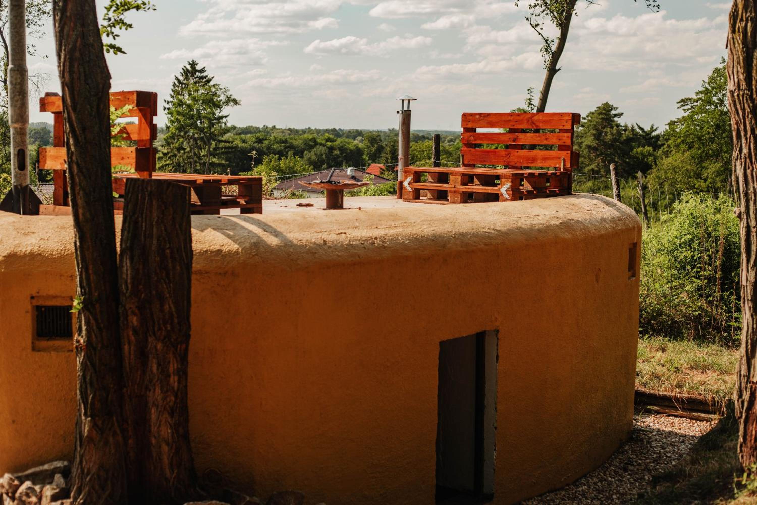 Vojenský bunker B view 3