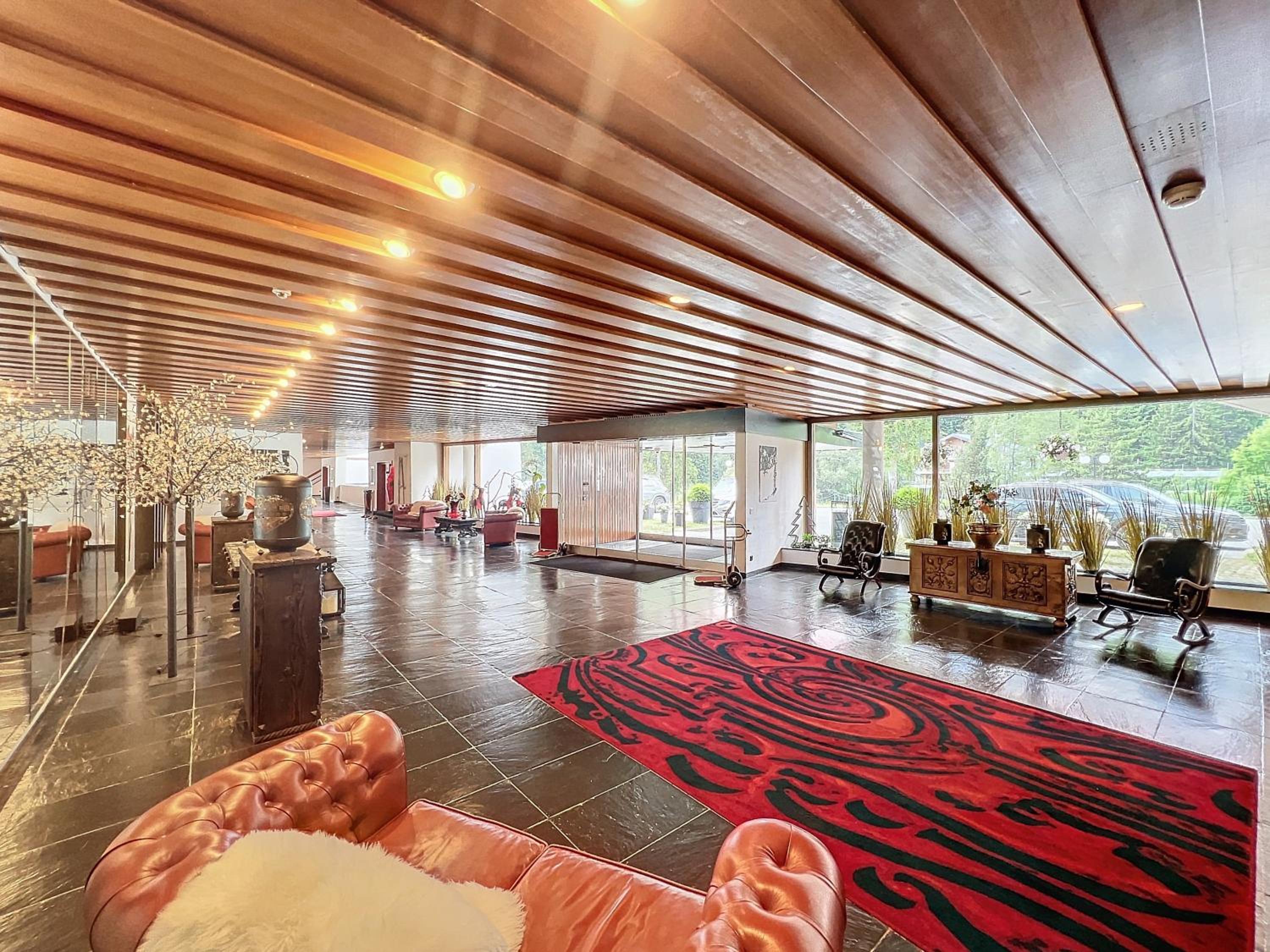 Super Crans Art and Design