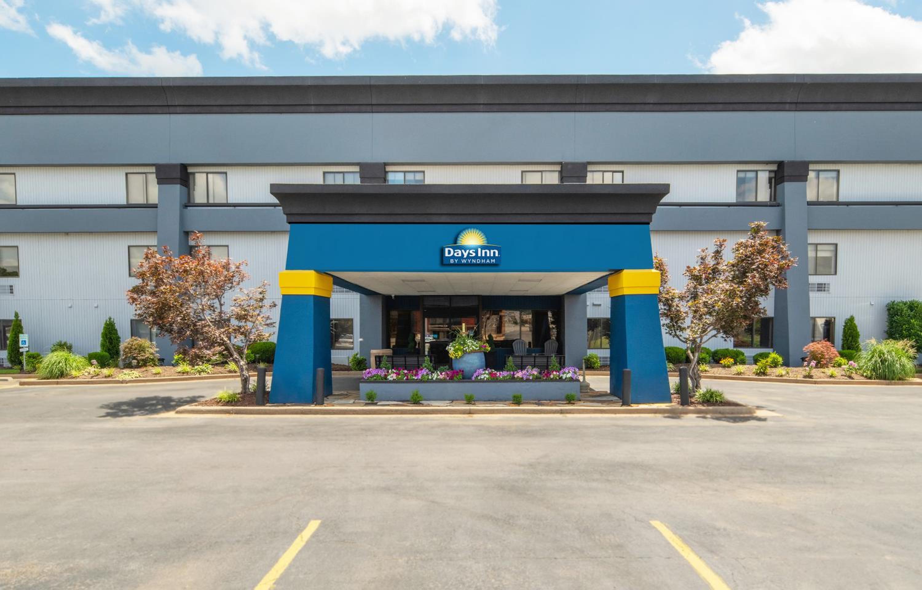 Fort Smith Vacations - Days Inn by Wyndham Fort Smith - Property Image 9