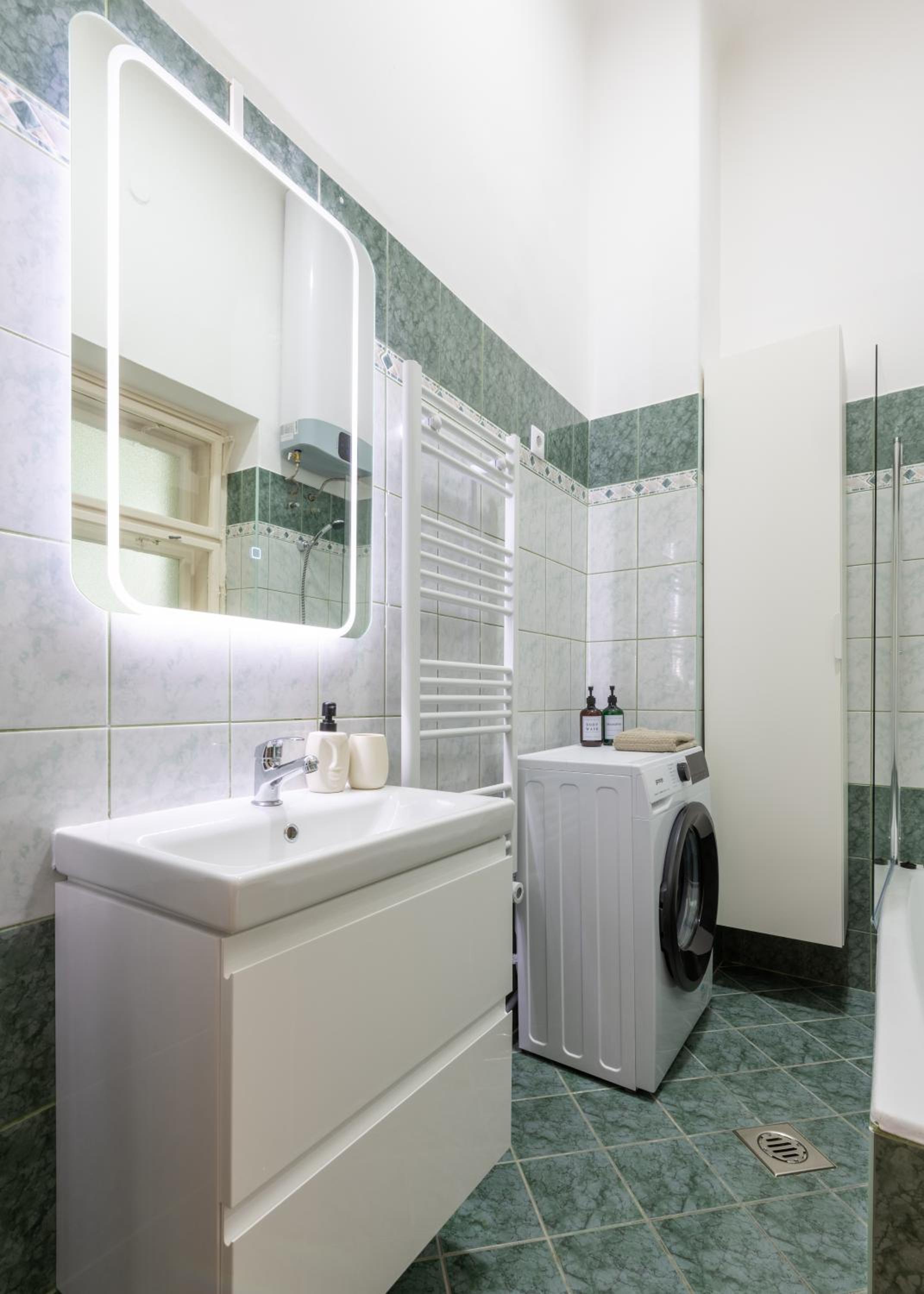 Rose Garden Apartment