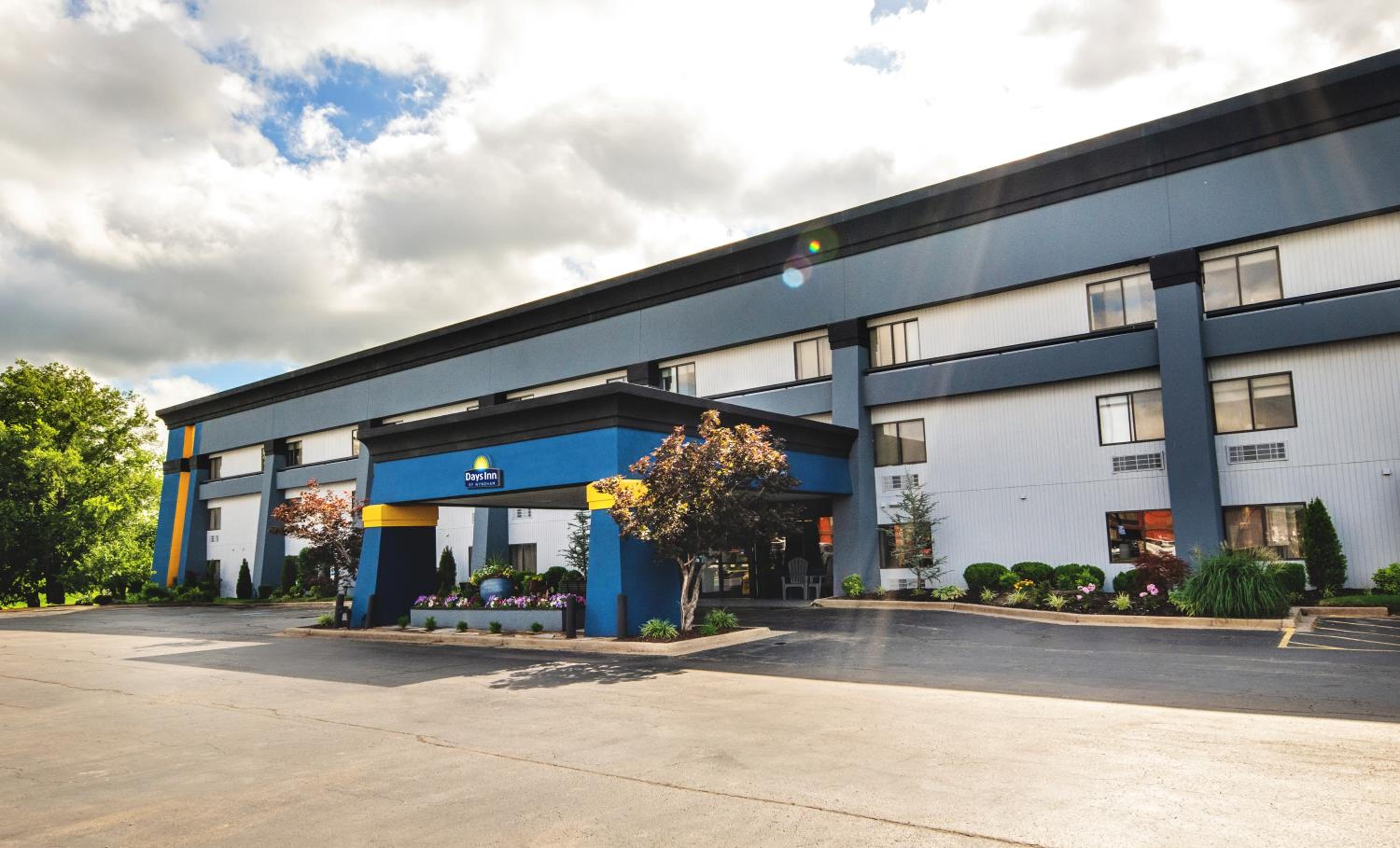 Fort Smith Vacations - Days Inn by Wyndham Fort Smith - Property Image 8